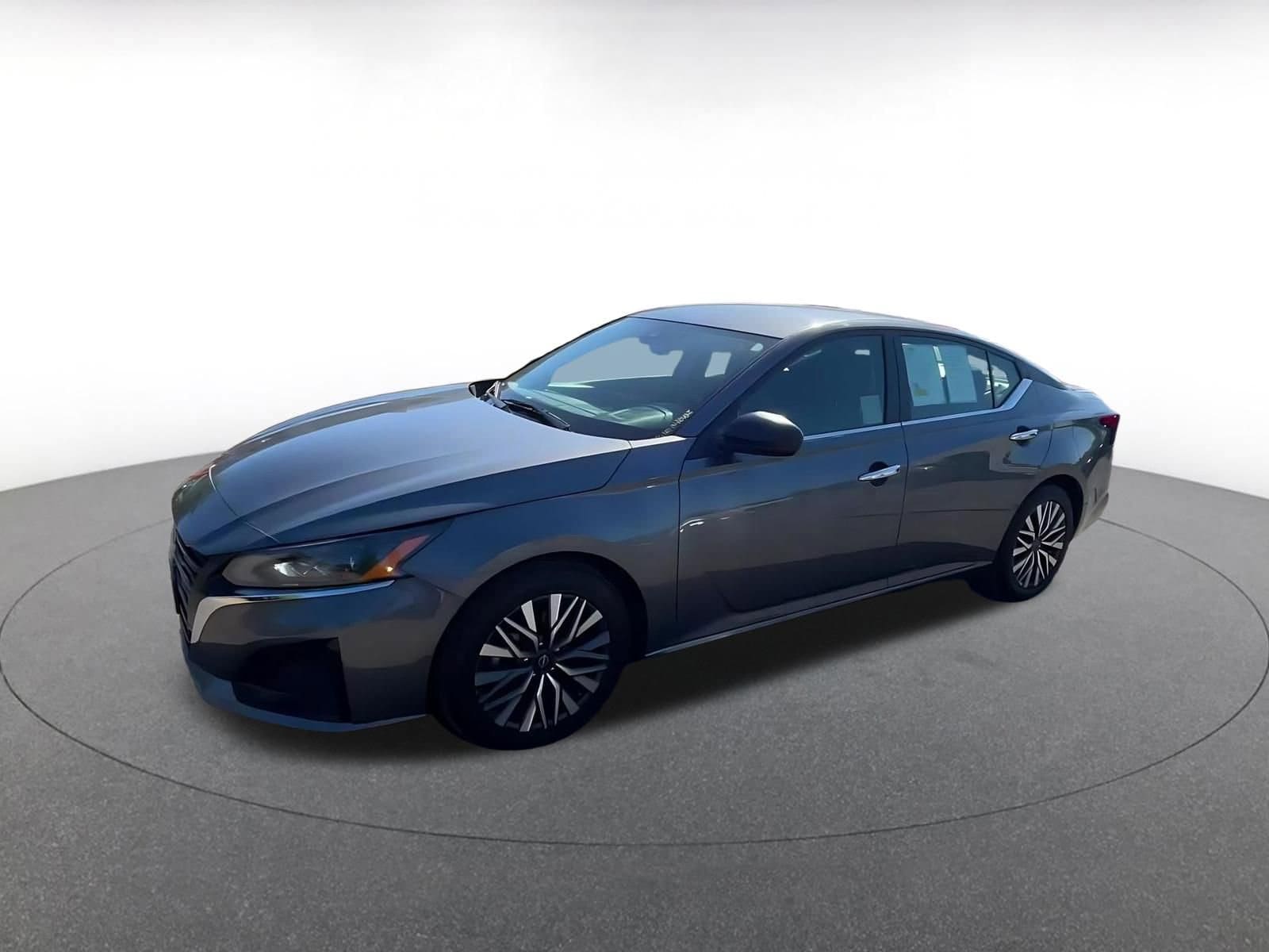 Thumbnail: 2025 Nissan Altima - 8