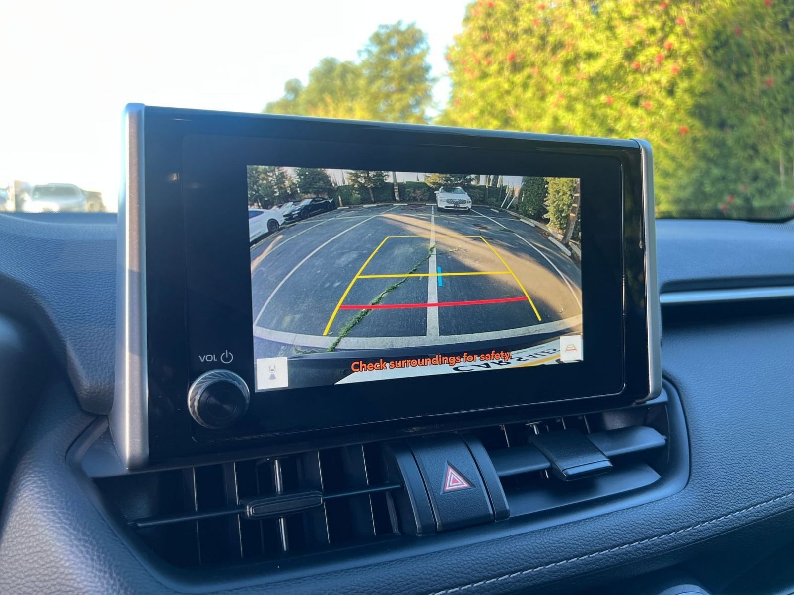 Thumbnail: 2025 Toyota RAV4 - 17