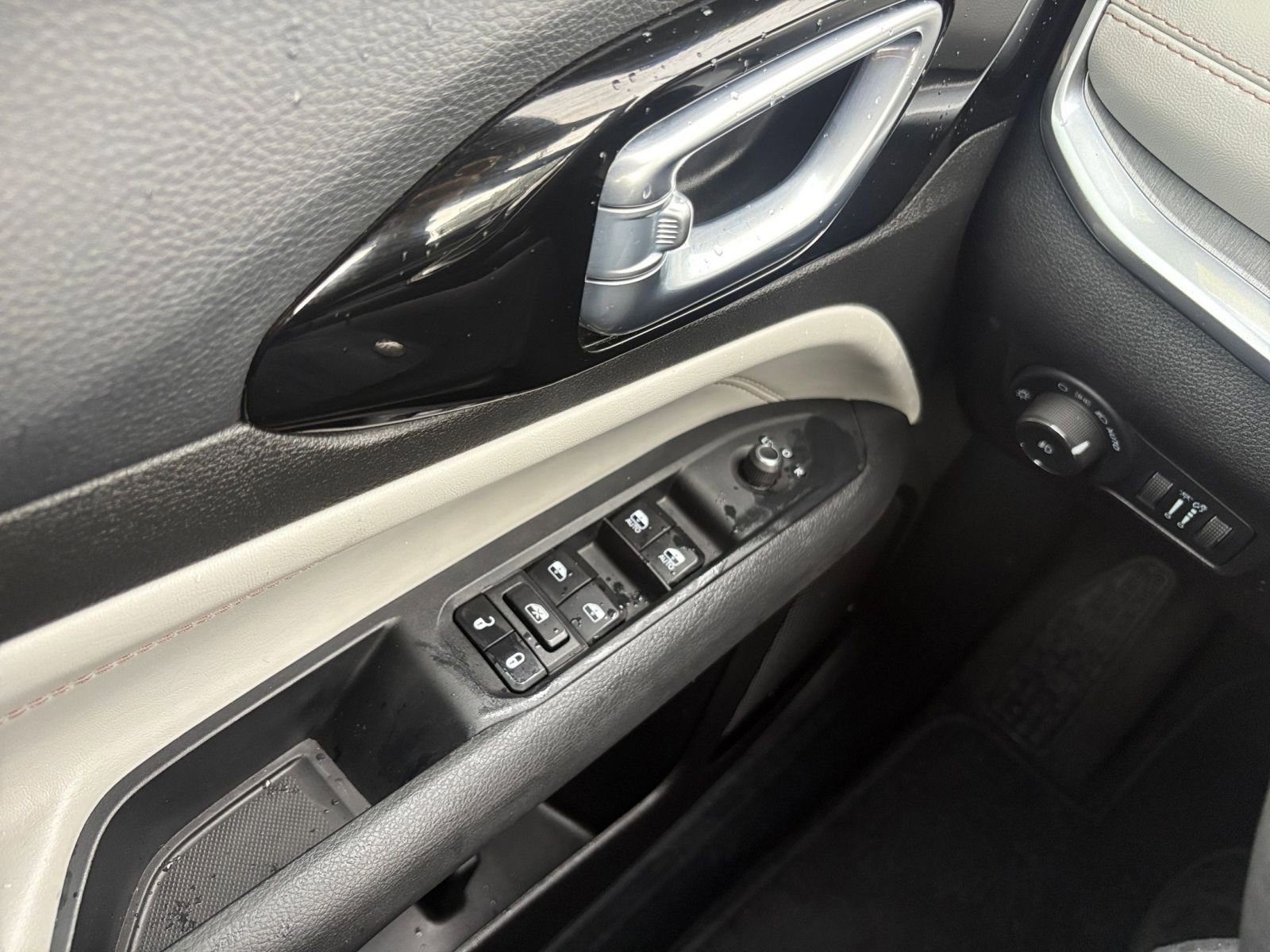 Thumbnail: 2025 Jeep Compass - 18