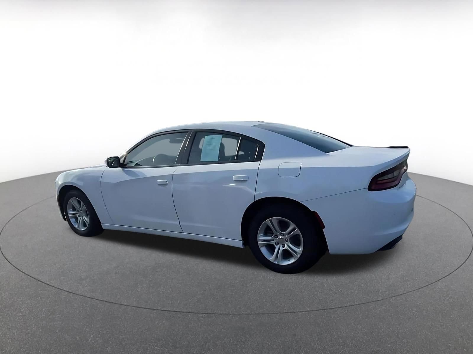 Thumbnail: 2022 Dodge Charger - 10