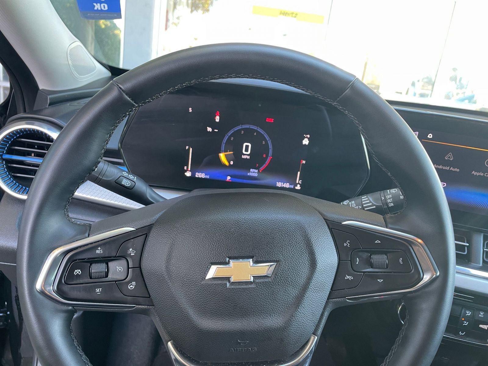 Thumbnail: 2025 Chevrolet Trax - 25