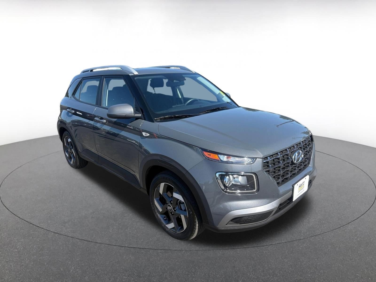 Thumbnail: 2025 Hyundai Venue - 1