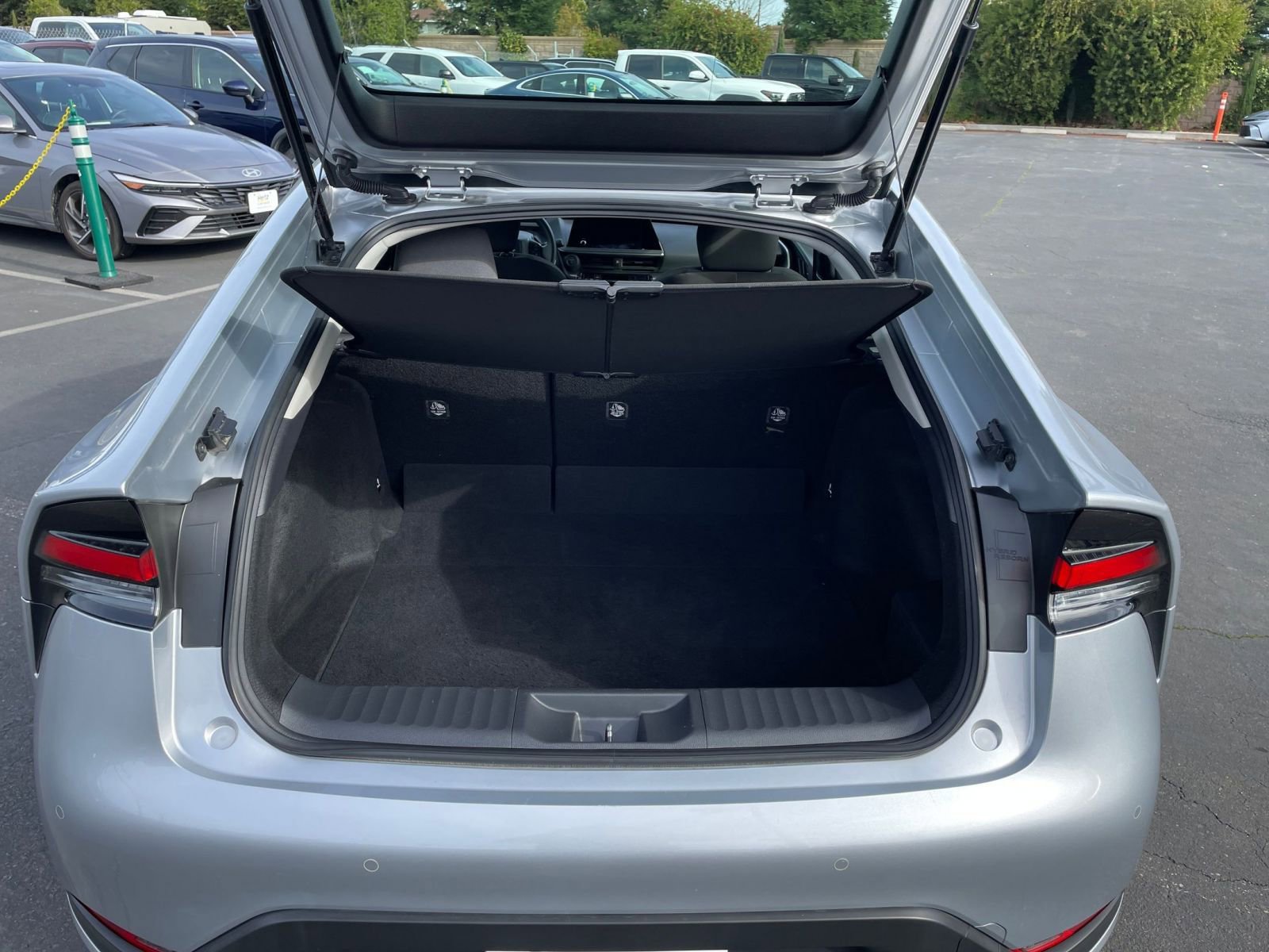 Thumbnail: 2025 Toyota Prius - 30