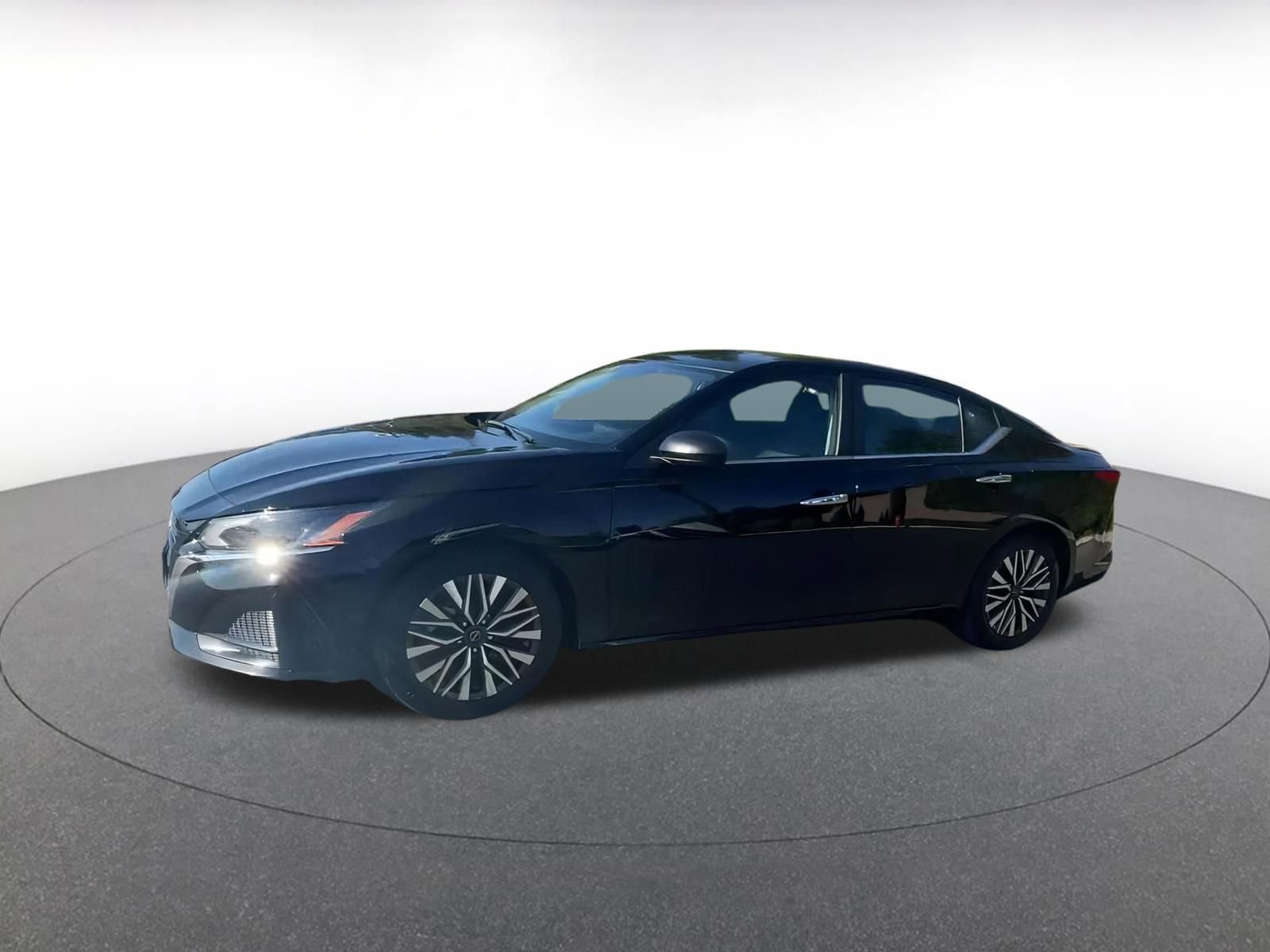 Thumbnail: 2024 Nissan Altima - 7