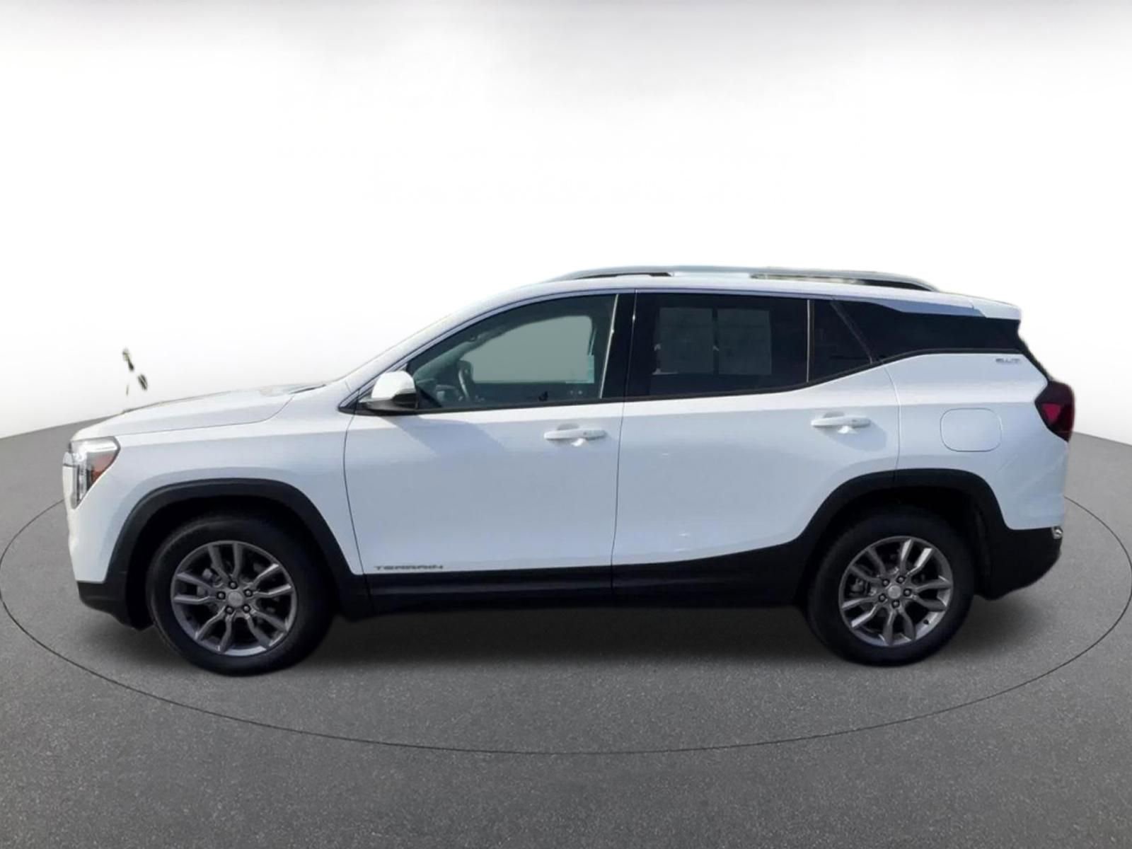 Thumbnail: 2024 GMC Terrain - 9