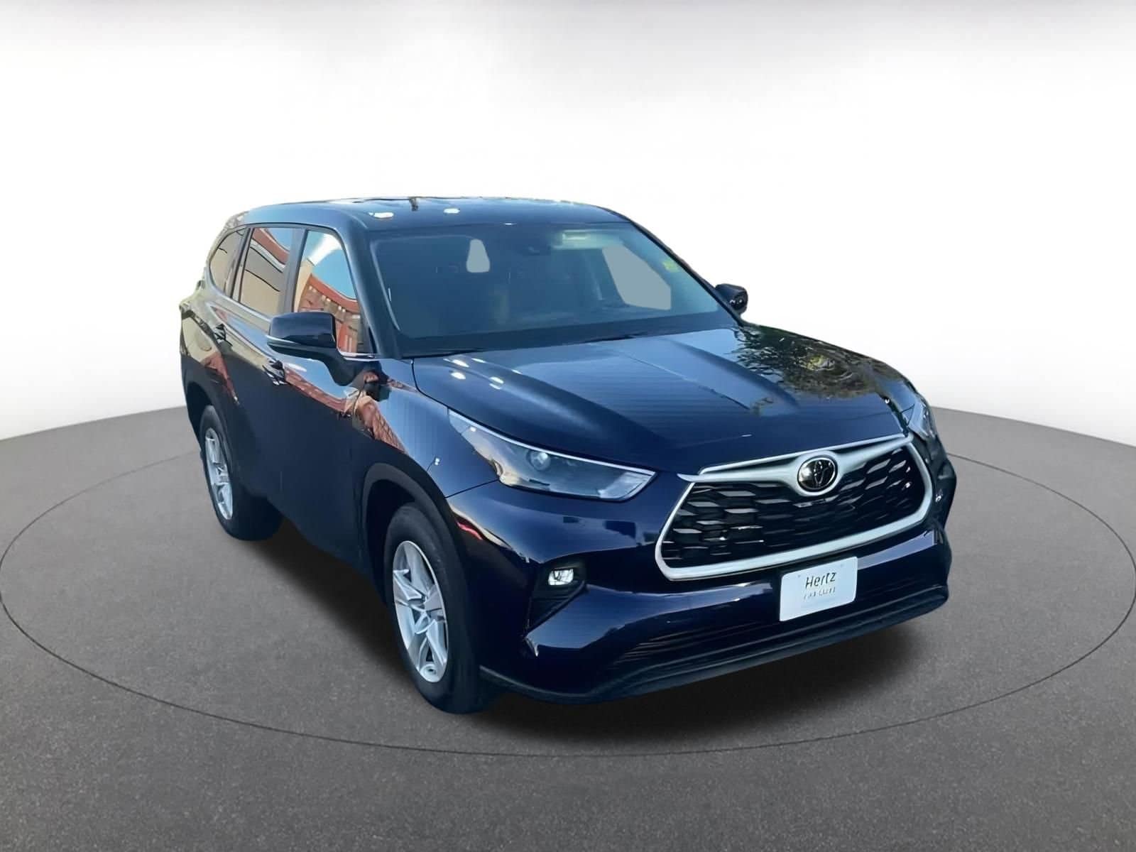 Thumbnail: 2025 Toyota Highlander - 3