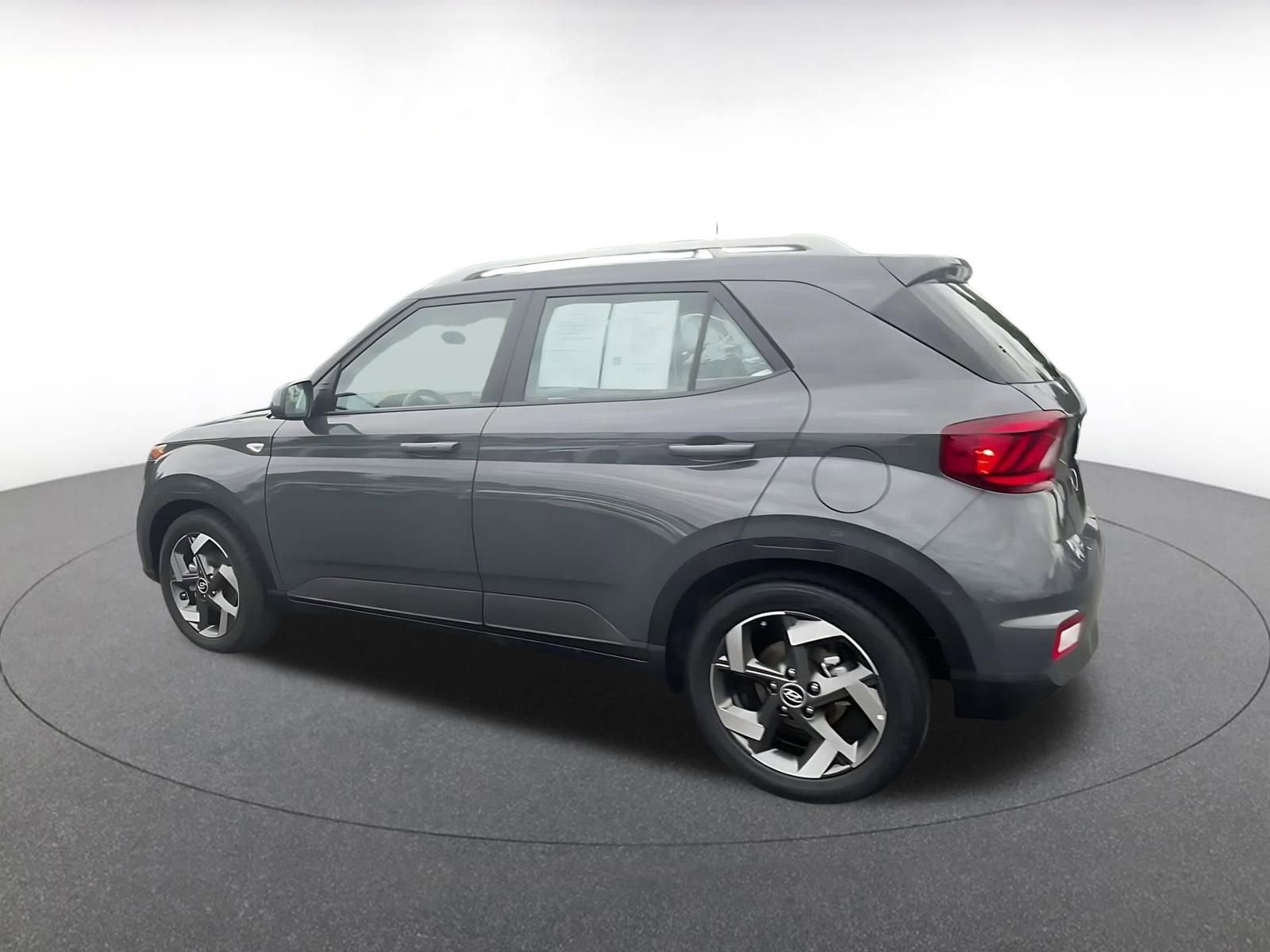 Thumbnail: 2025 Hyundai Venue - 10