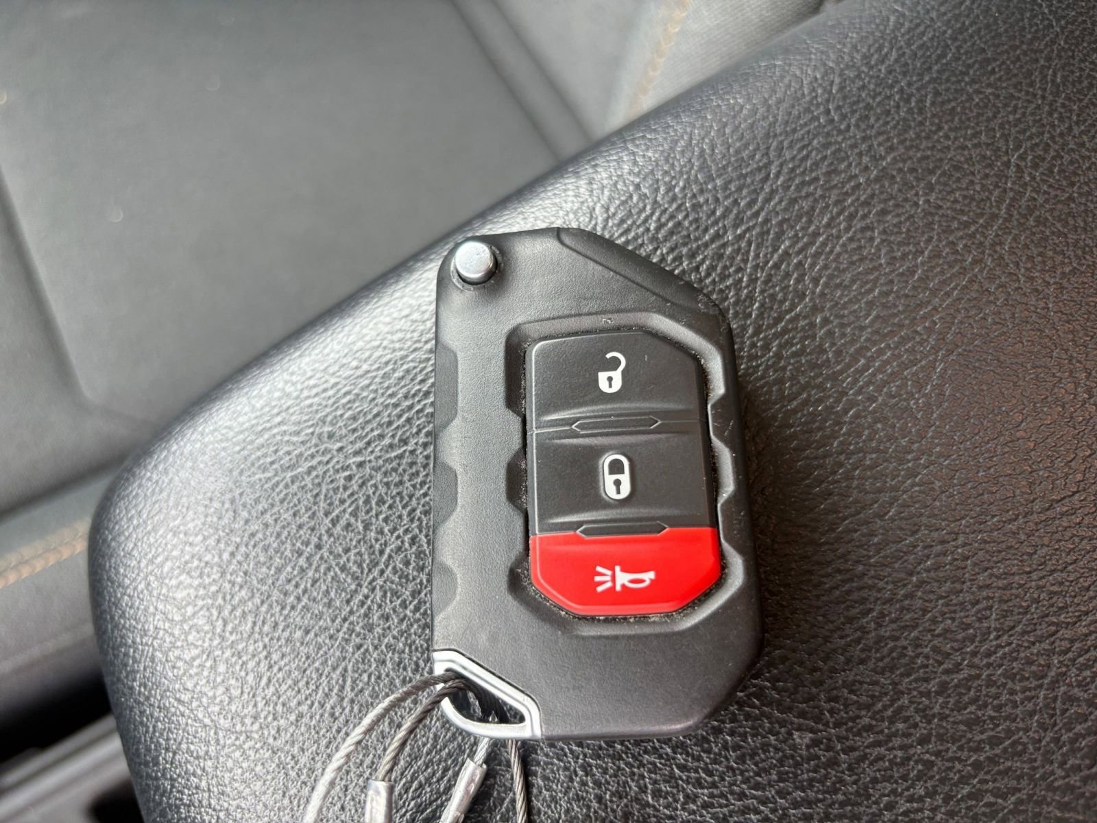 Thumbnail: 2025 Jeep Wrangler - 21