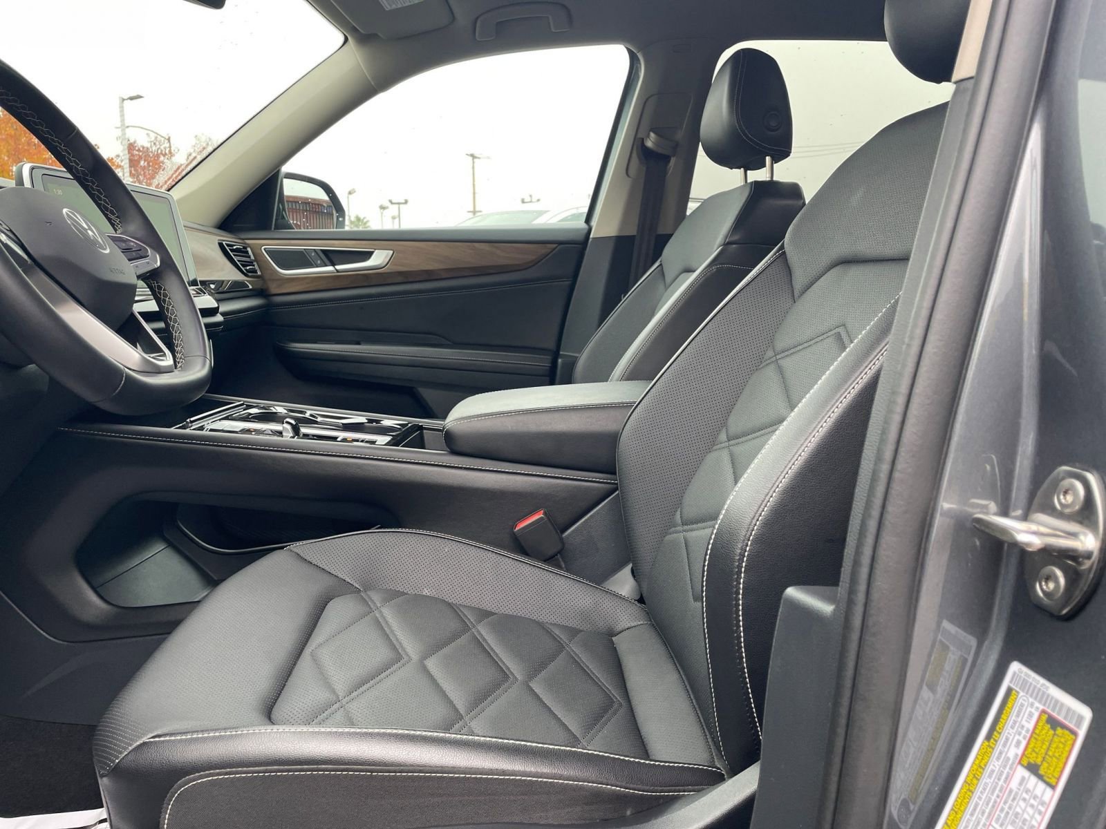 Thumbnail: 2025 Volkswagen Atlas - 27