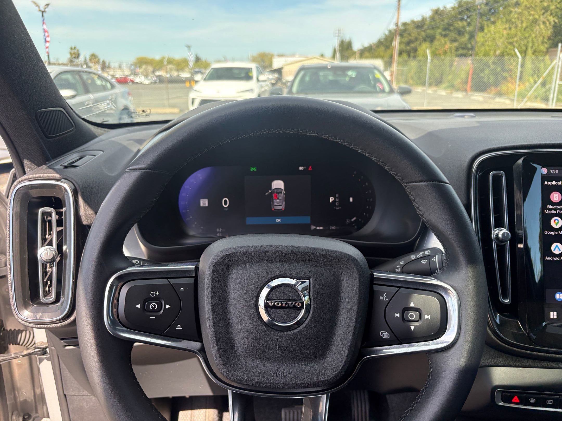 Thumbnail: 2024 Volvo XC40 - 30