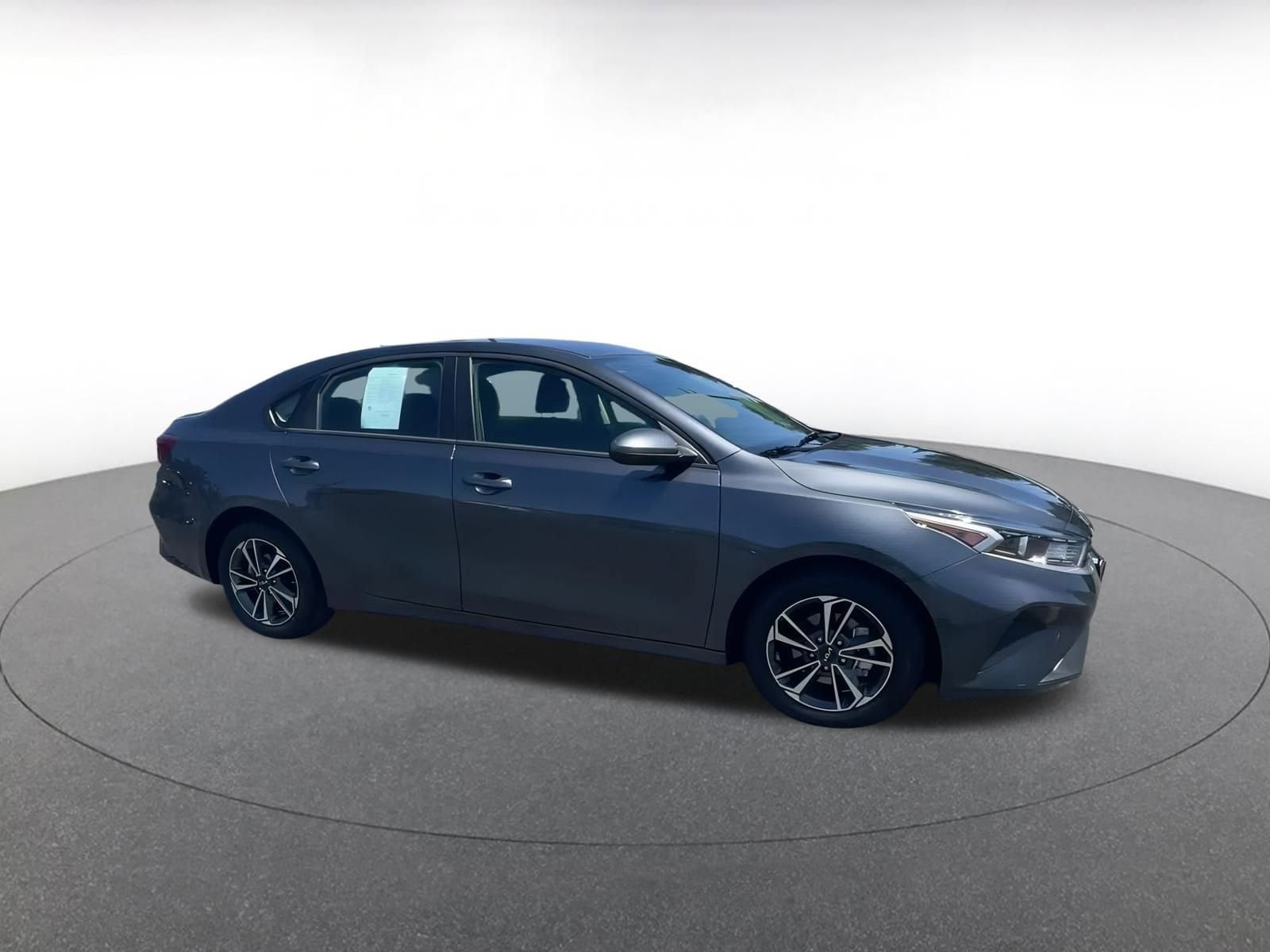 Thumbnail: 2024 Kia Forte - 2