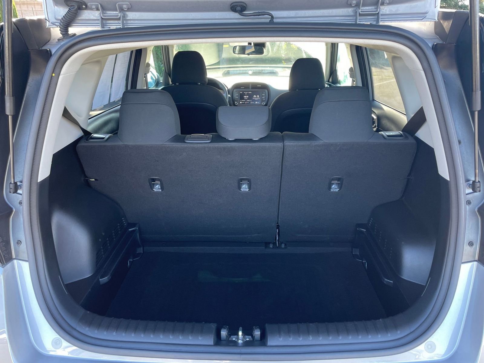 Thumbnail: 2025 Kia Soul - 29