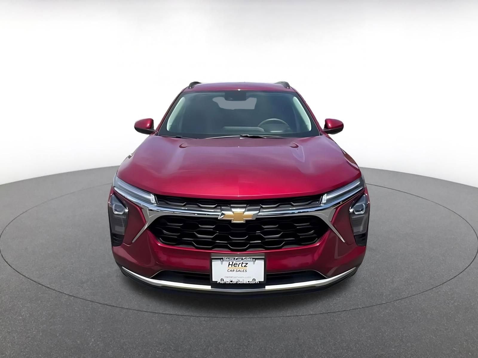 Thumbnail: 2025 Chevrolet Trax - 4