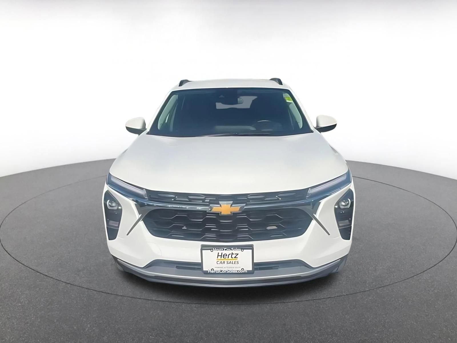Thumbnail: 2025 Chevrolet Trax - 4