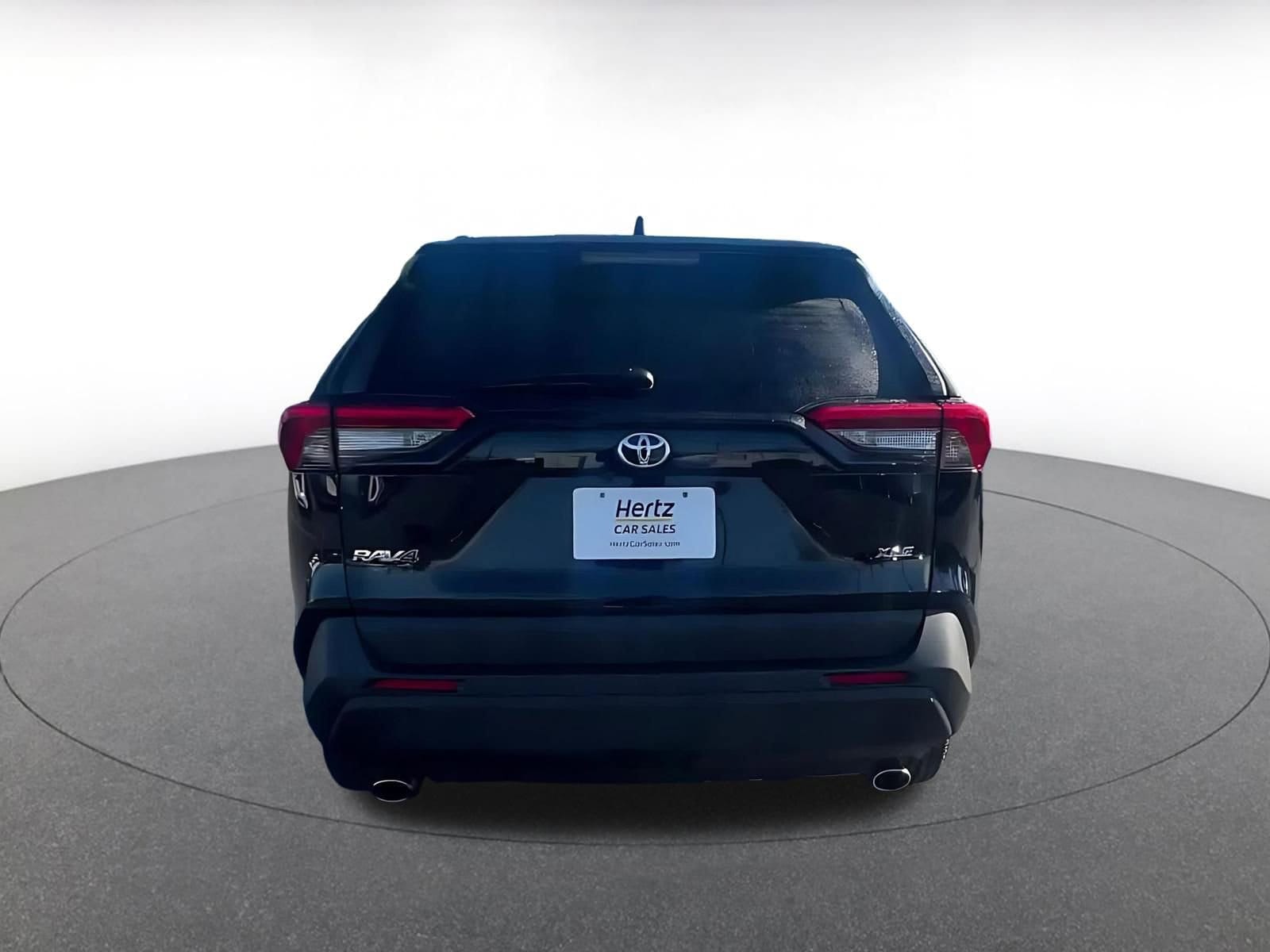 Thumbnail: 2025 Toyota RAV4 - 12