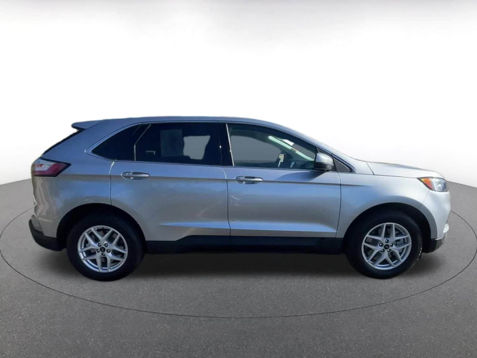 Thumbnail: 2024 Ford Edge - 16