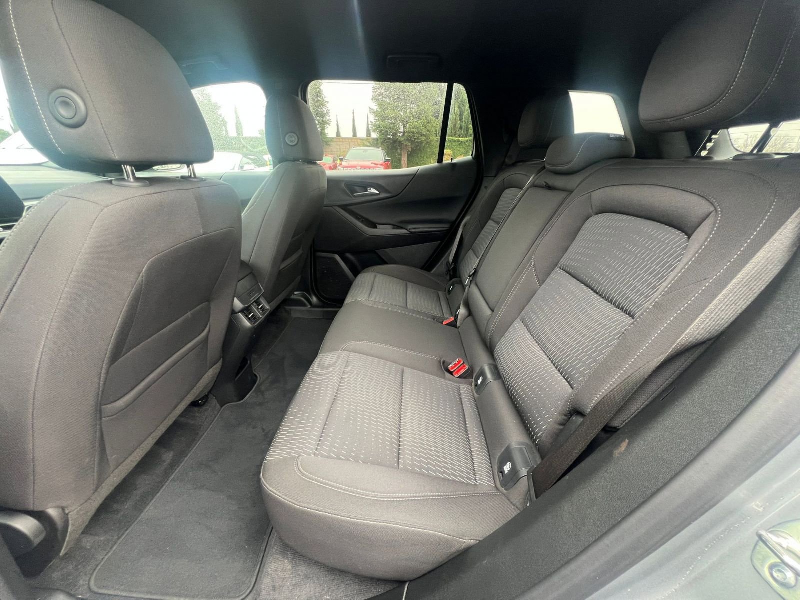 Thumbnail: 2025 Chevrolet Equinox - 25