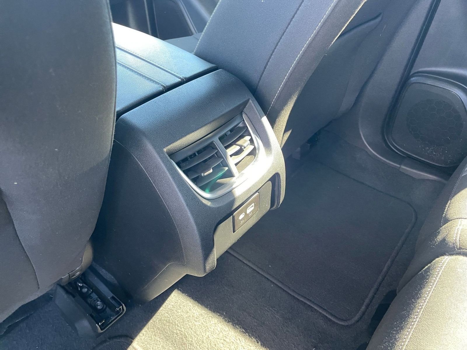 Thumbnail: 2023 Chevrolet Blazer - 24