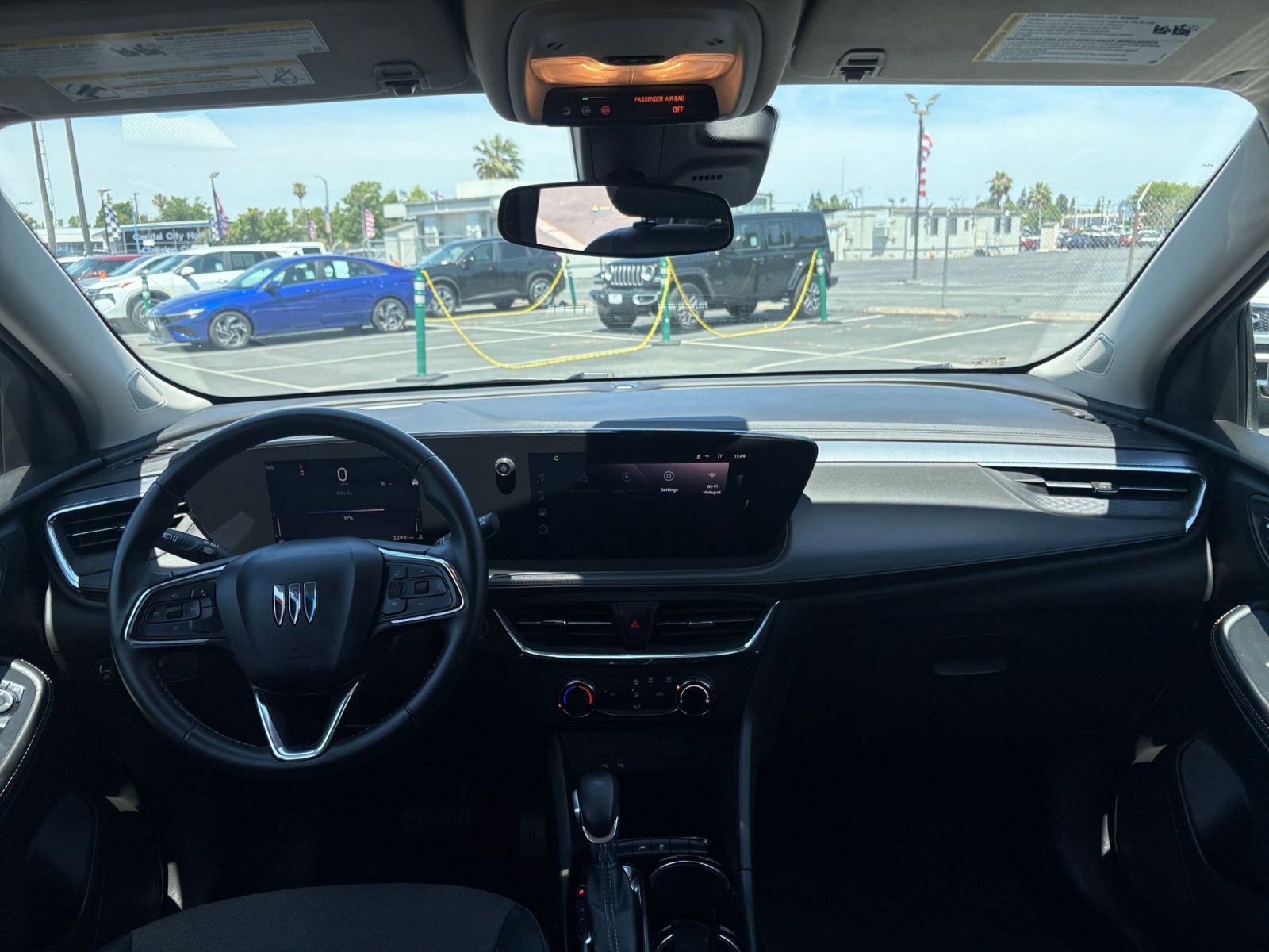 Thumbnail: 2025 Buick Encore GX - 32