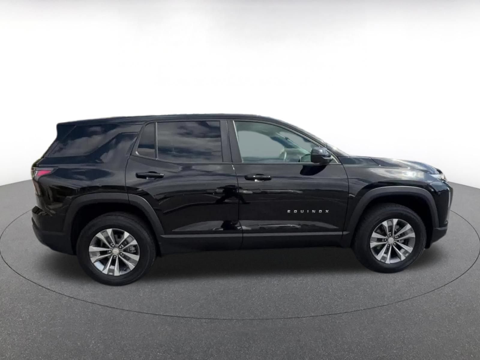 Thumbnail: 2025 Chevrolet Equinox - 15