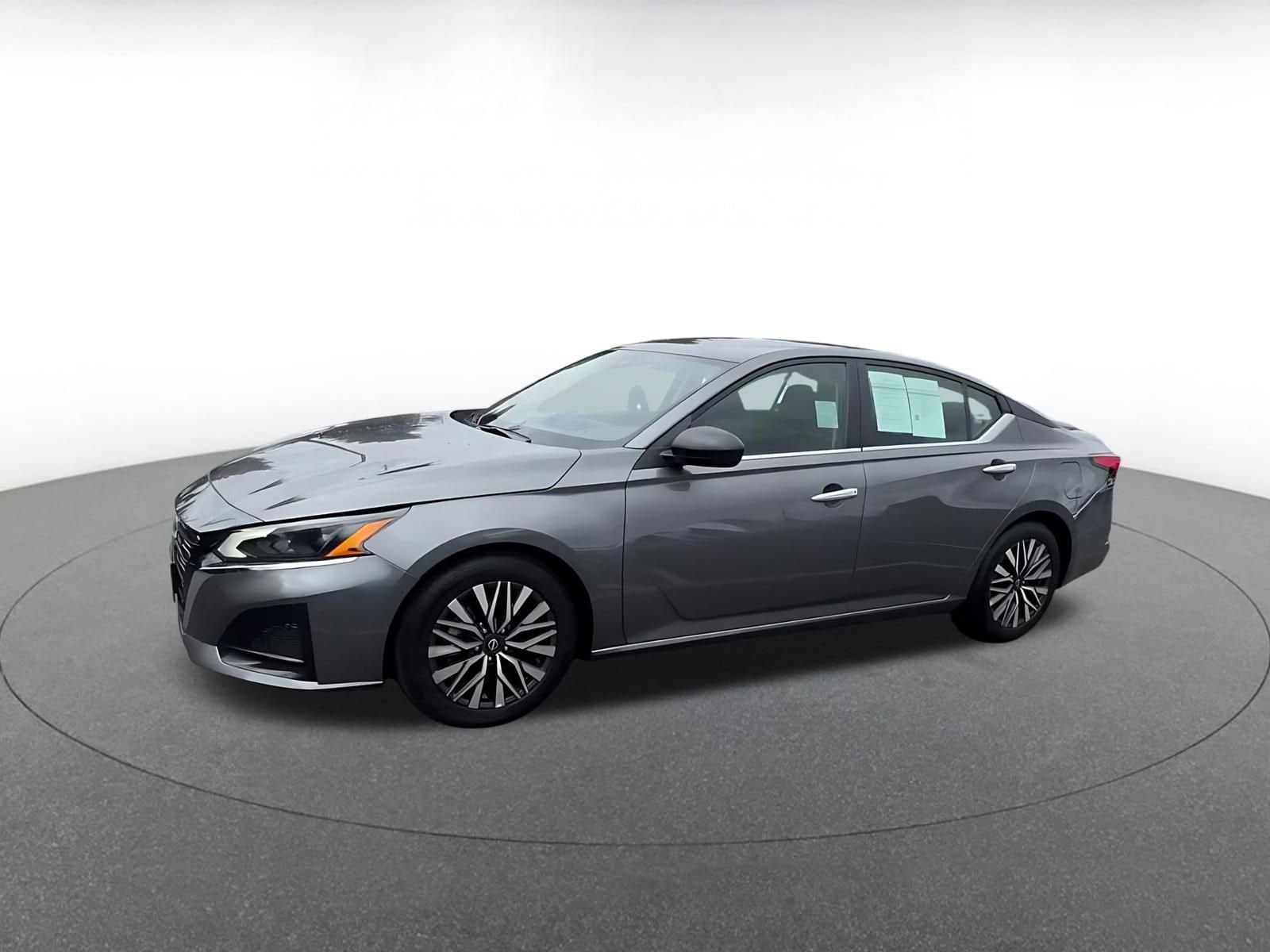 Thumbnail: 2025 Nissan Altima - 8