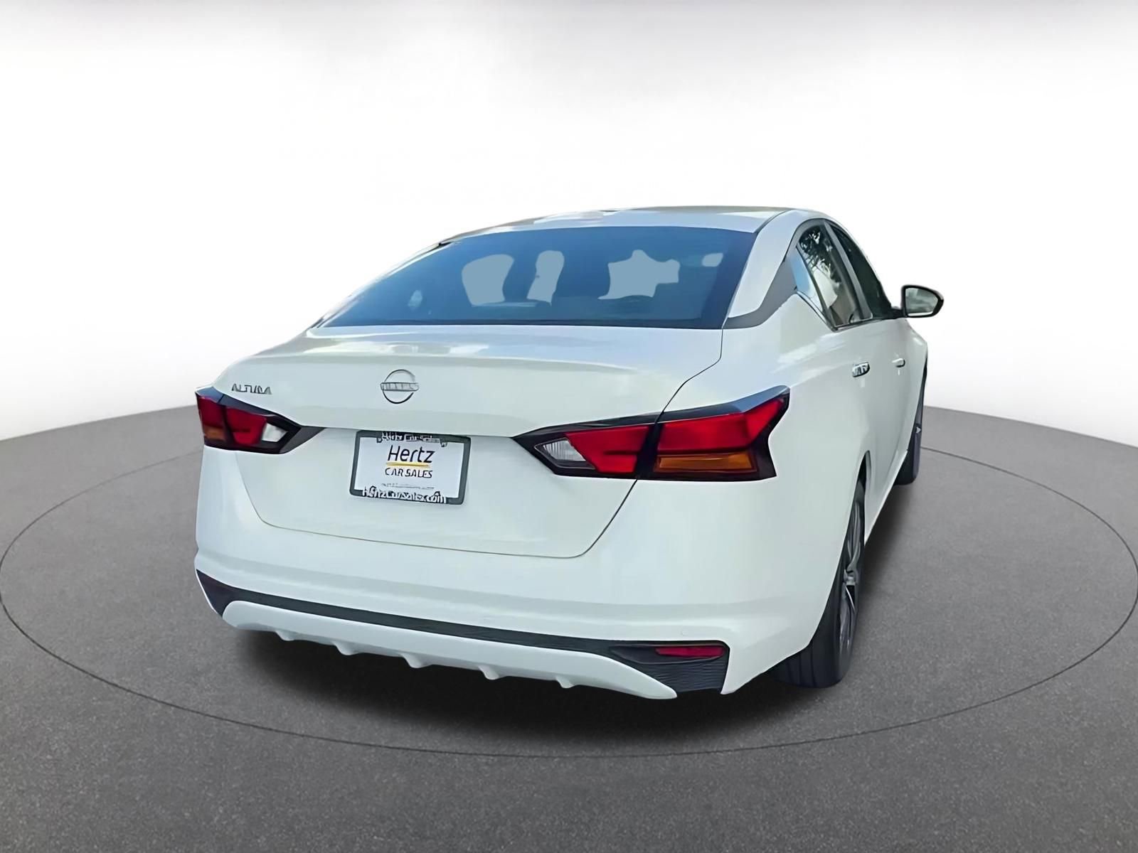 Thumbnail: 2025 Nissan Altima - 14