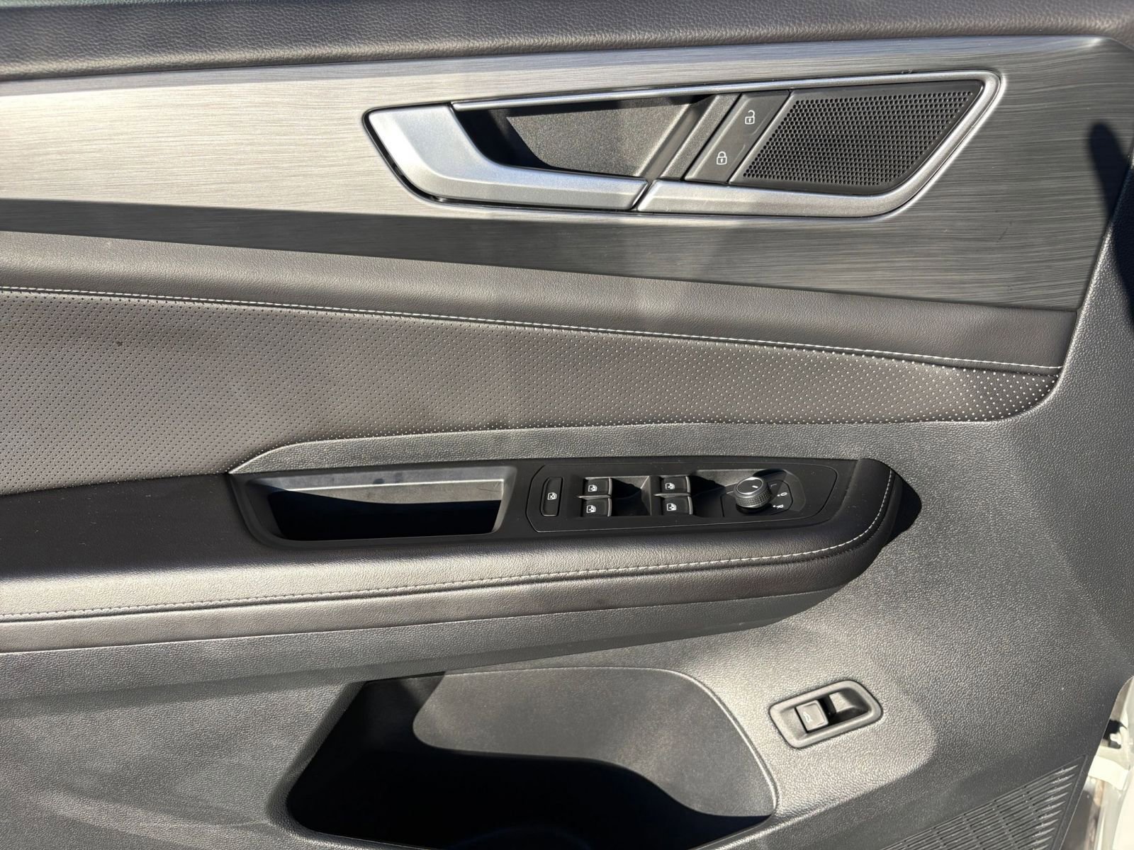 Thumbnail: 2025 Volkswagen Atlas - 18