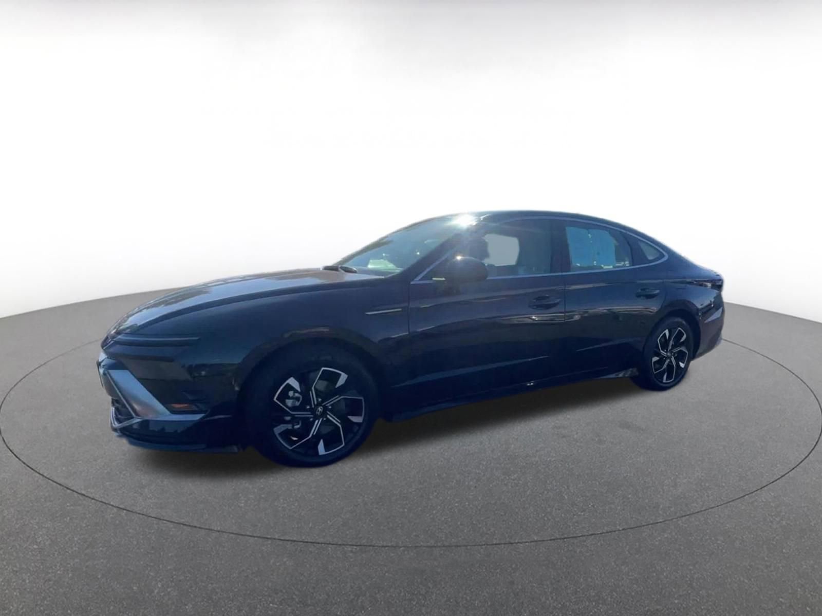 Thumbnail: 2025 Hyundai Sonata - 8