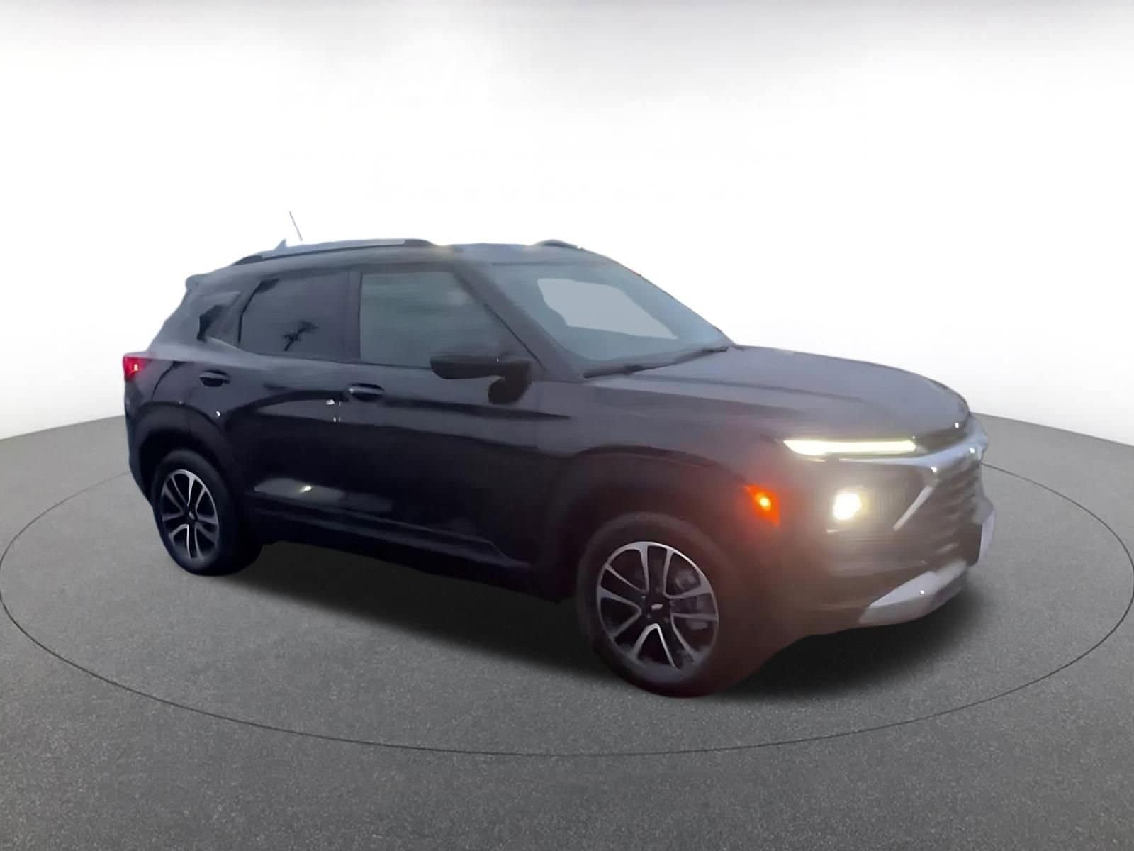 Thumbnail: 2025 Chevrolet TrailBlazer - 2