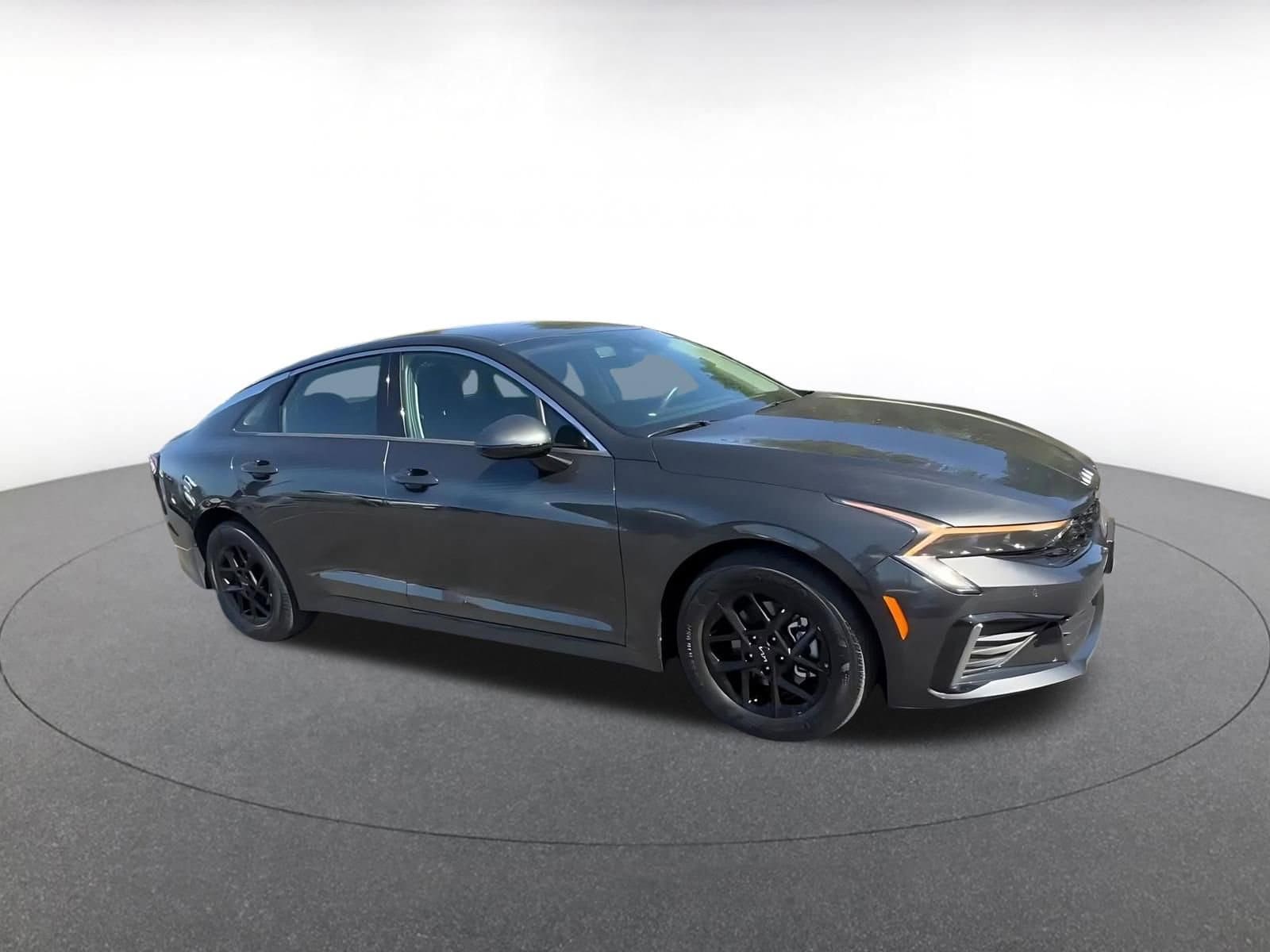 Thumbnail: 2025 Kia K5 - 2