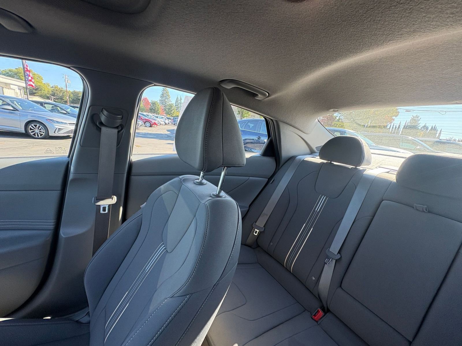 Thumbnail: 2025 Hyundai Elantra - 34