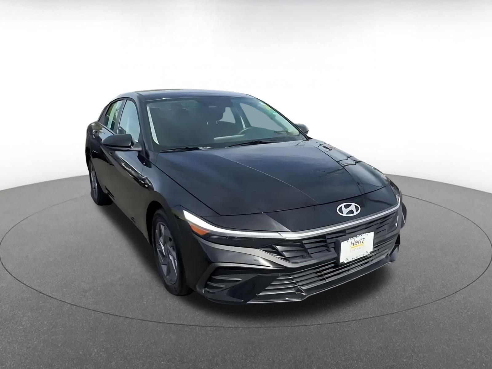 Thumbnail: 2026 Hyundai Elantra - 3