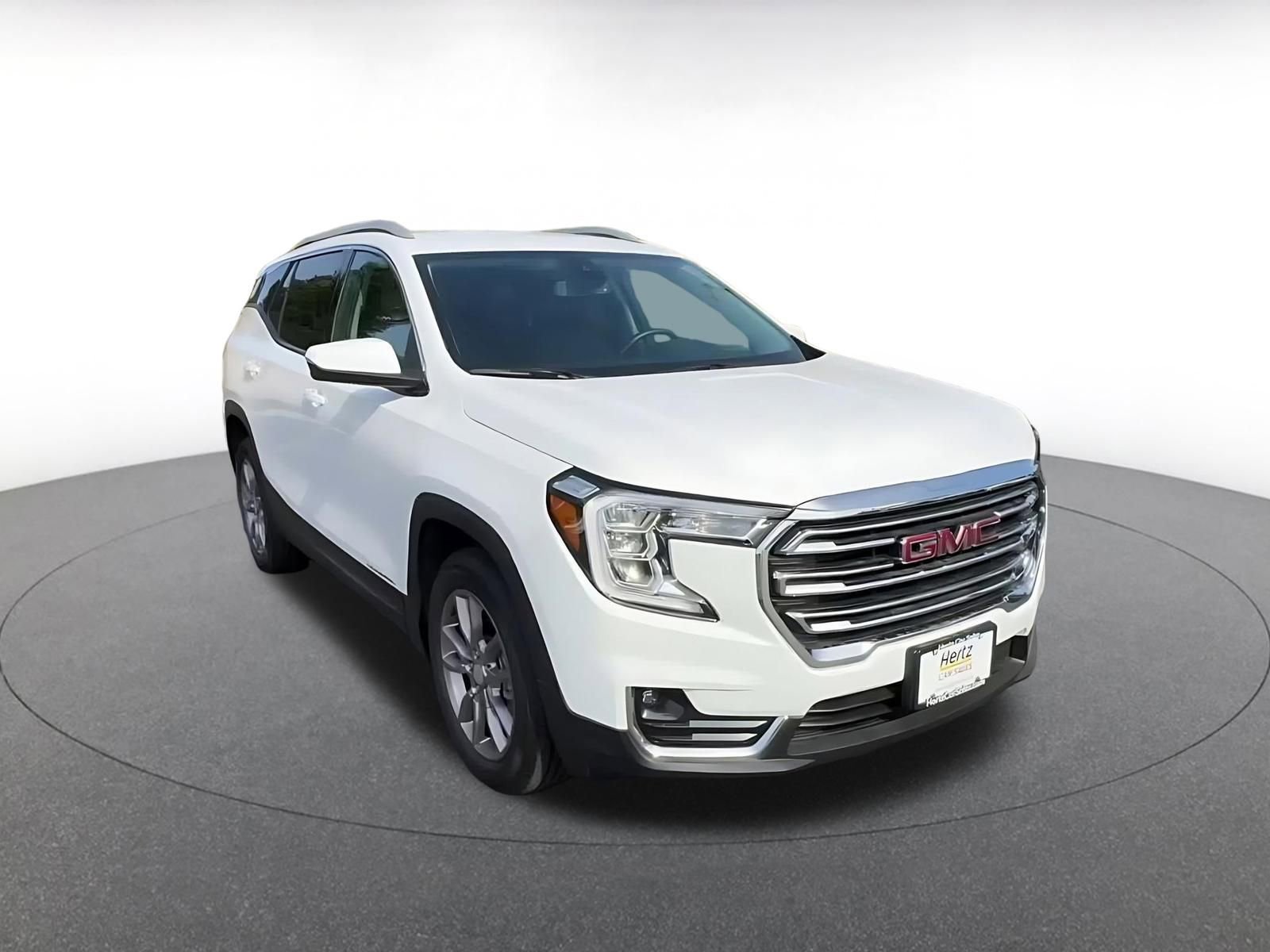 Thumbnail: 2024 GMC Terrain - 3