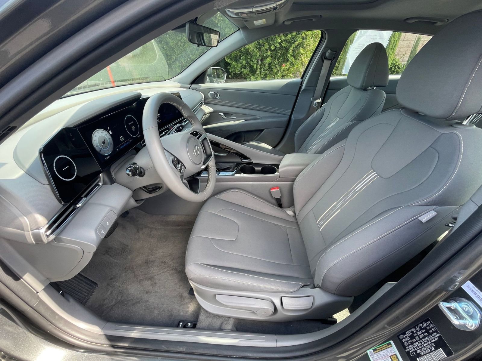 Thumbnail: 2025 Hyundai Elantra - 27