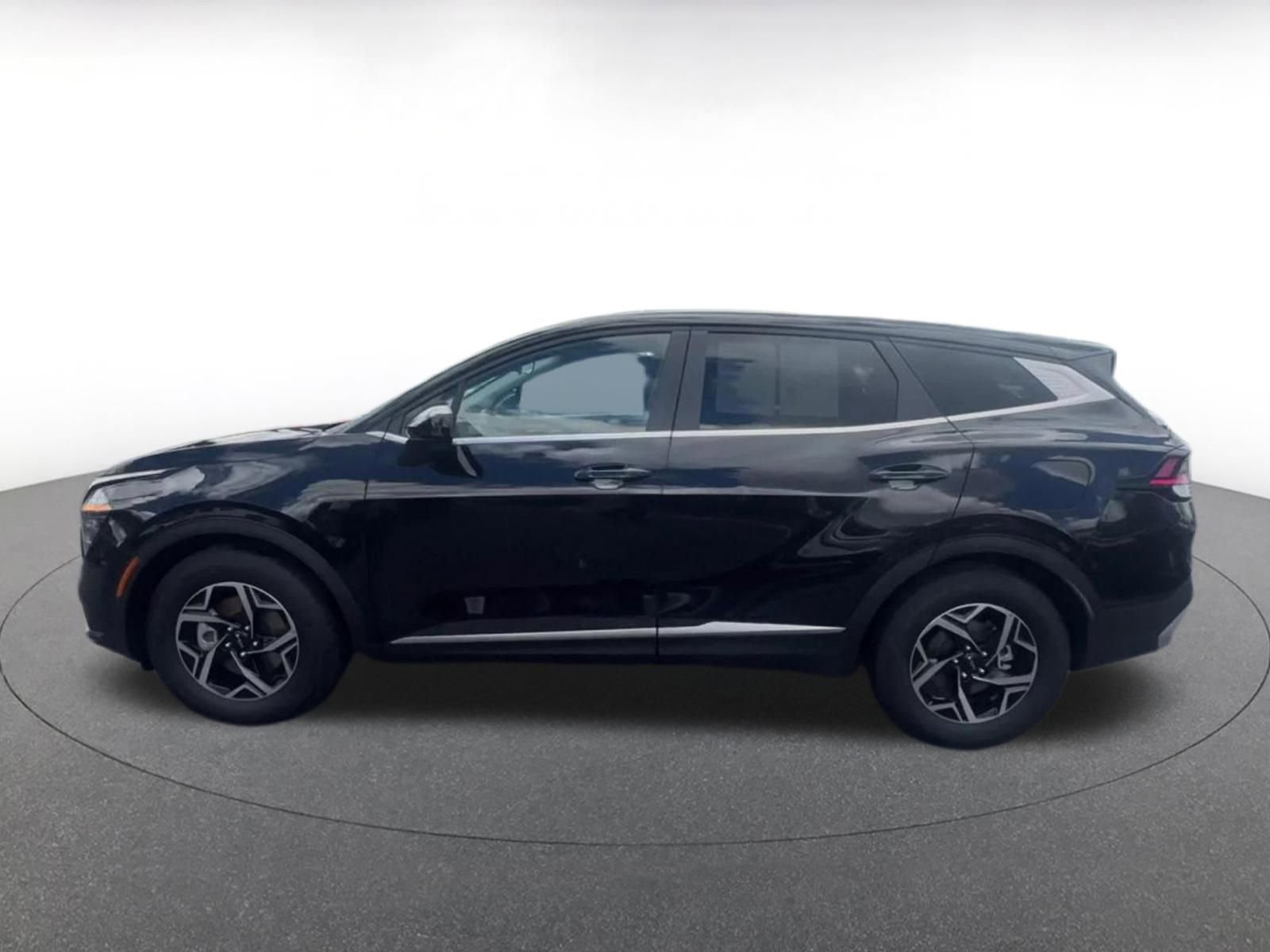 Thumbnail: 2025 Kia Sportage - 9