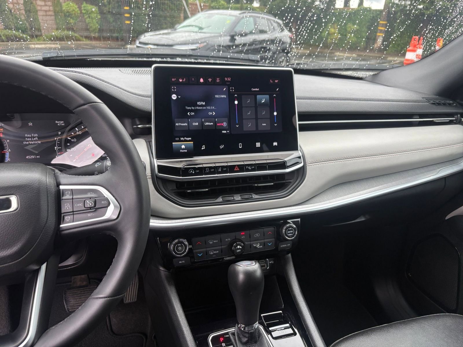 Thumbnail: 2025 Jeep Compass - 17