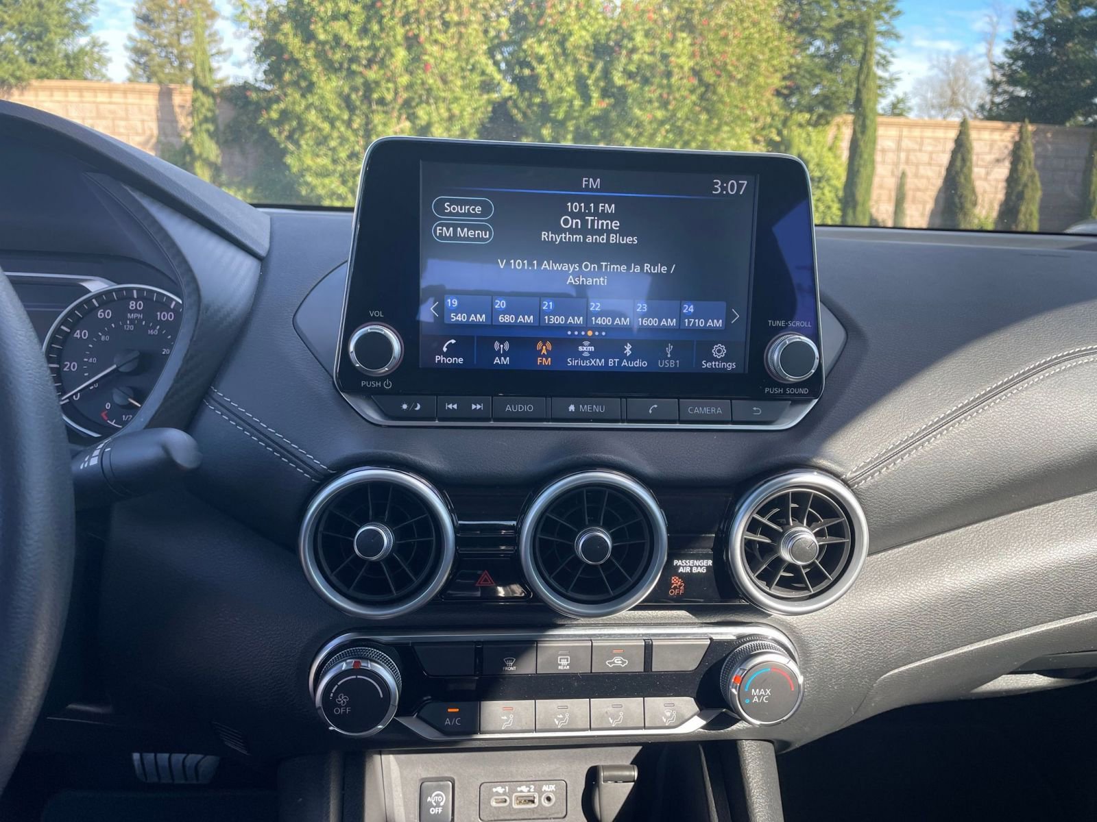 Thumbnail: 2025 Nissan Sentra - 17