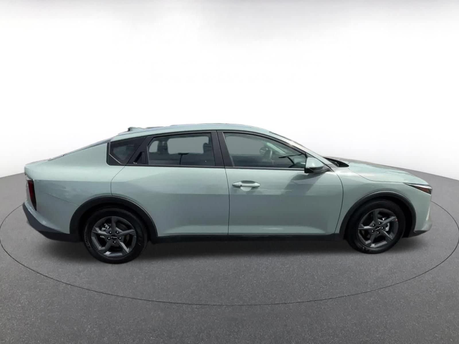 Thumbnail: 2026 Kia K4 - 15