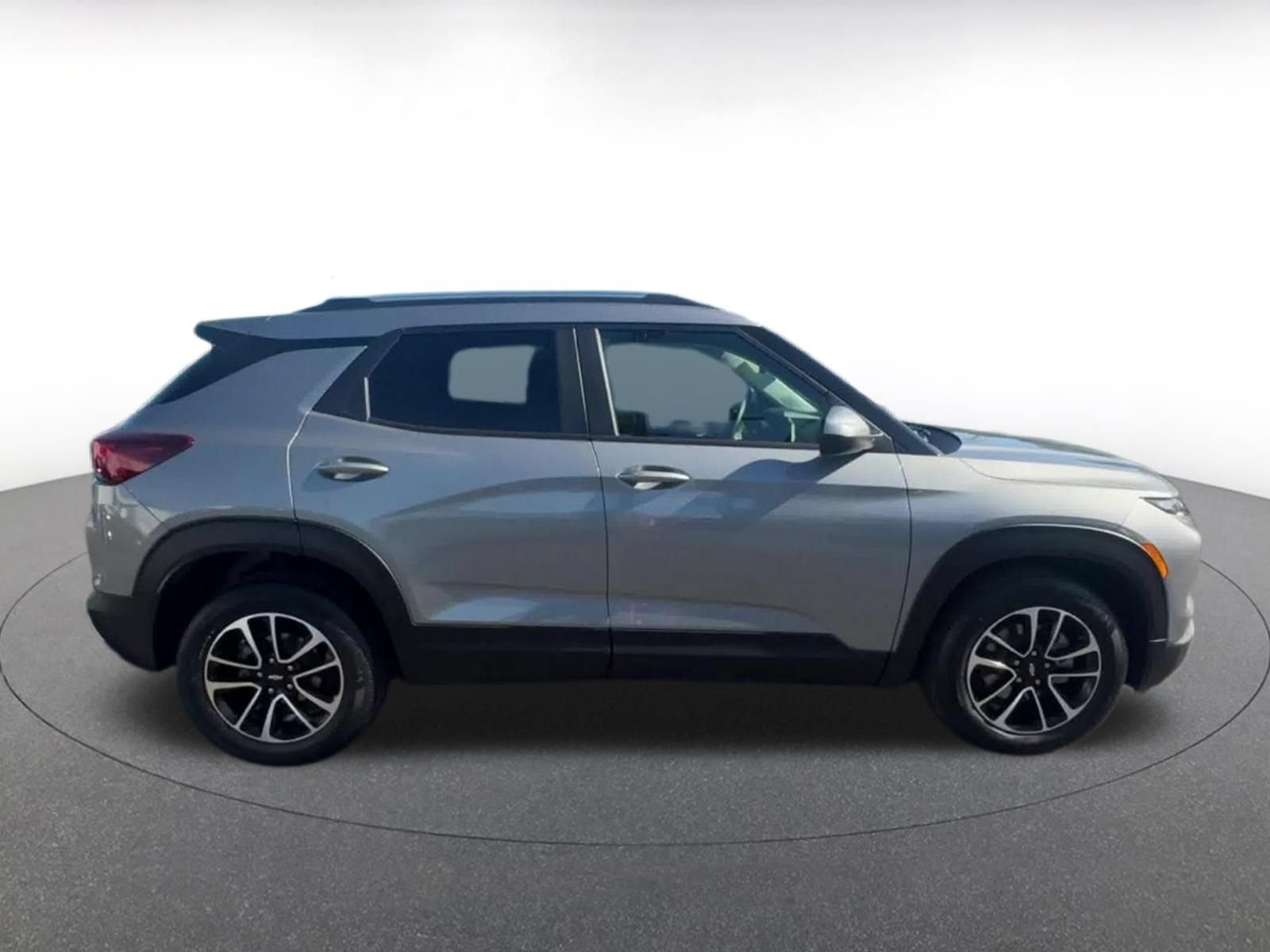 Thumbnail: 2025 Chevrolet TrailBlazer - 13