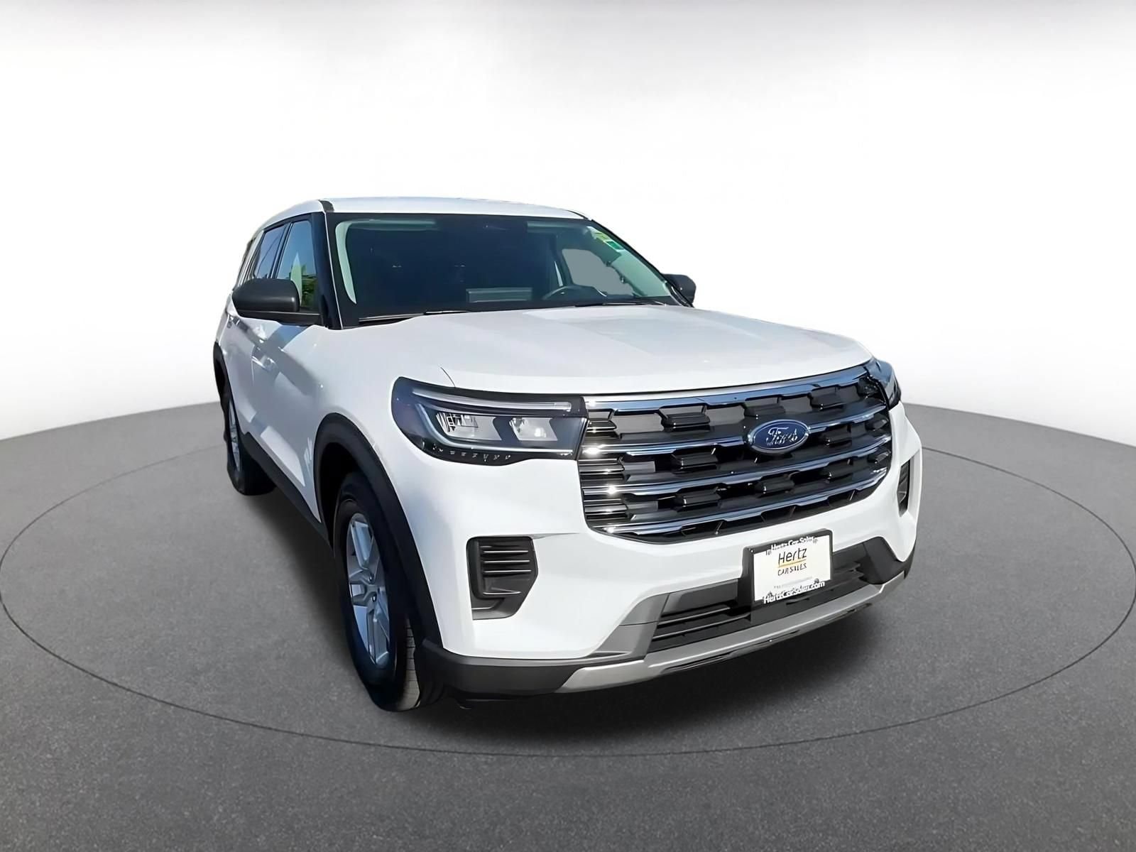 Thumbnail: 2026 Ford Explorer - 2