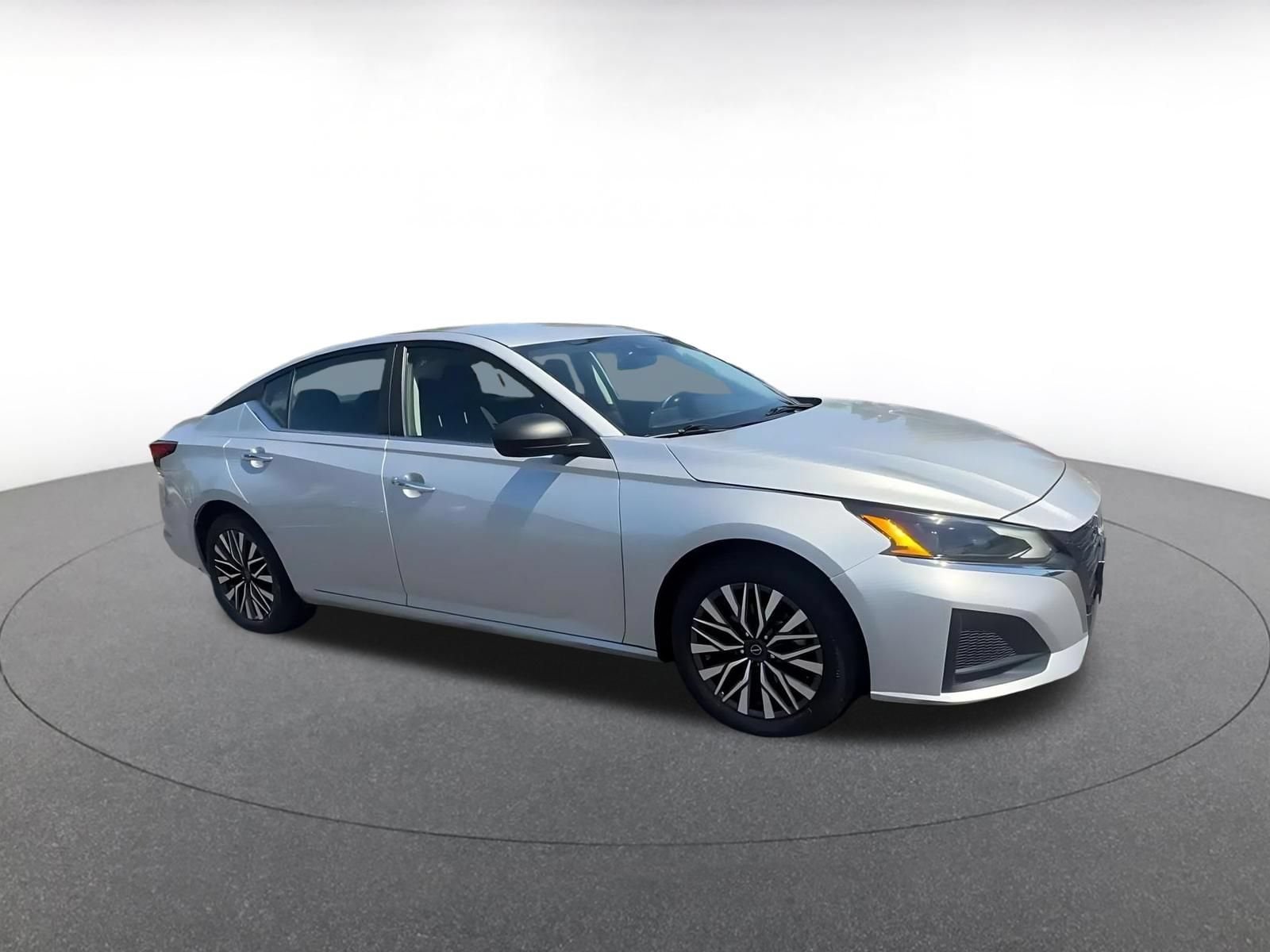 Thumbnail: 2024 Nissan Altima - 2
