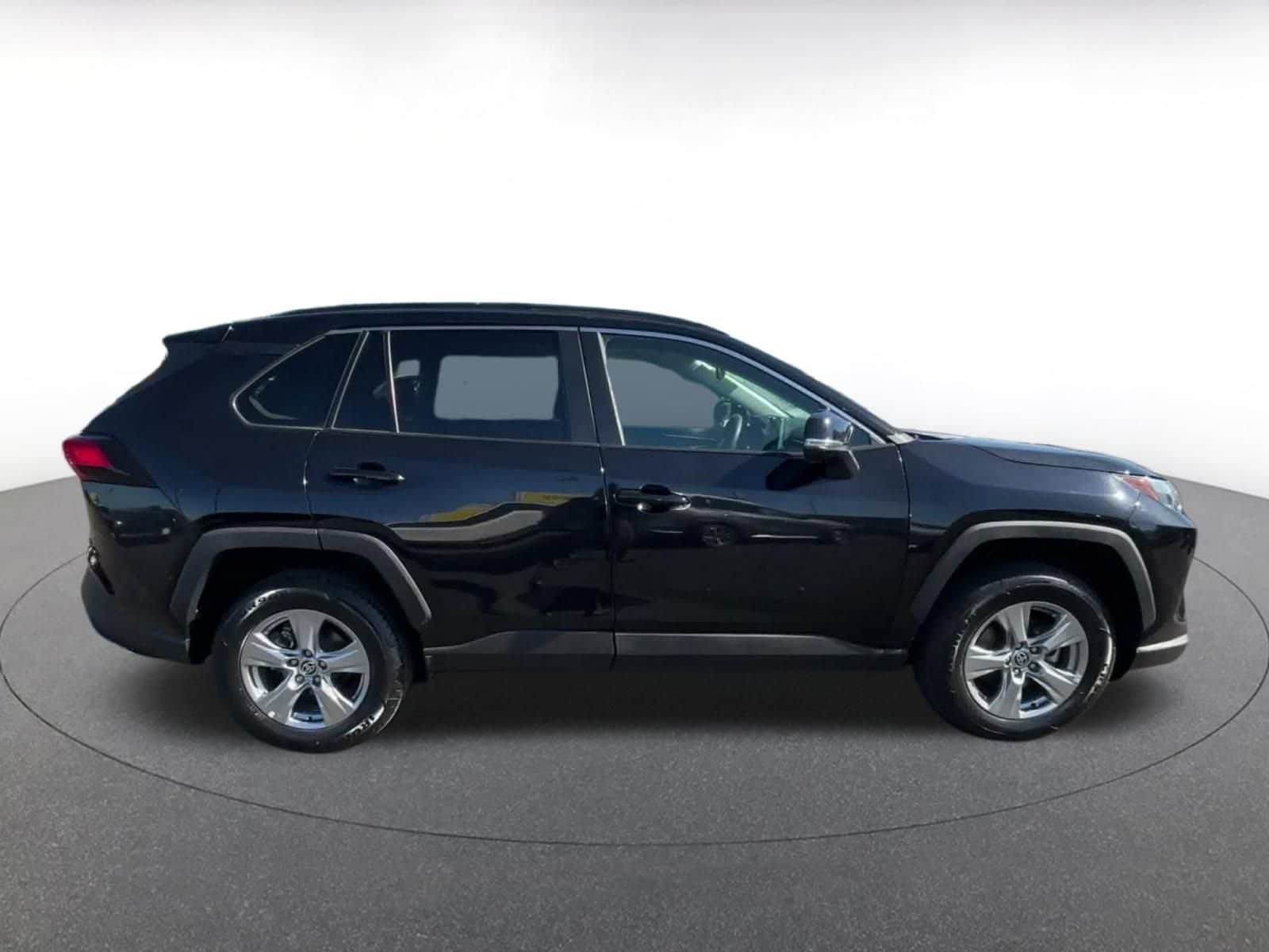 Thumbnail: 2024 Toyota RAV4 - 15