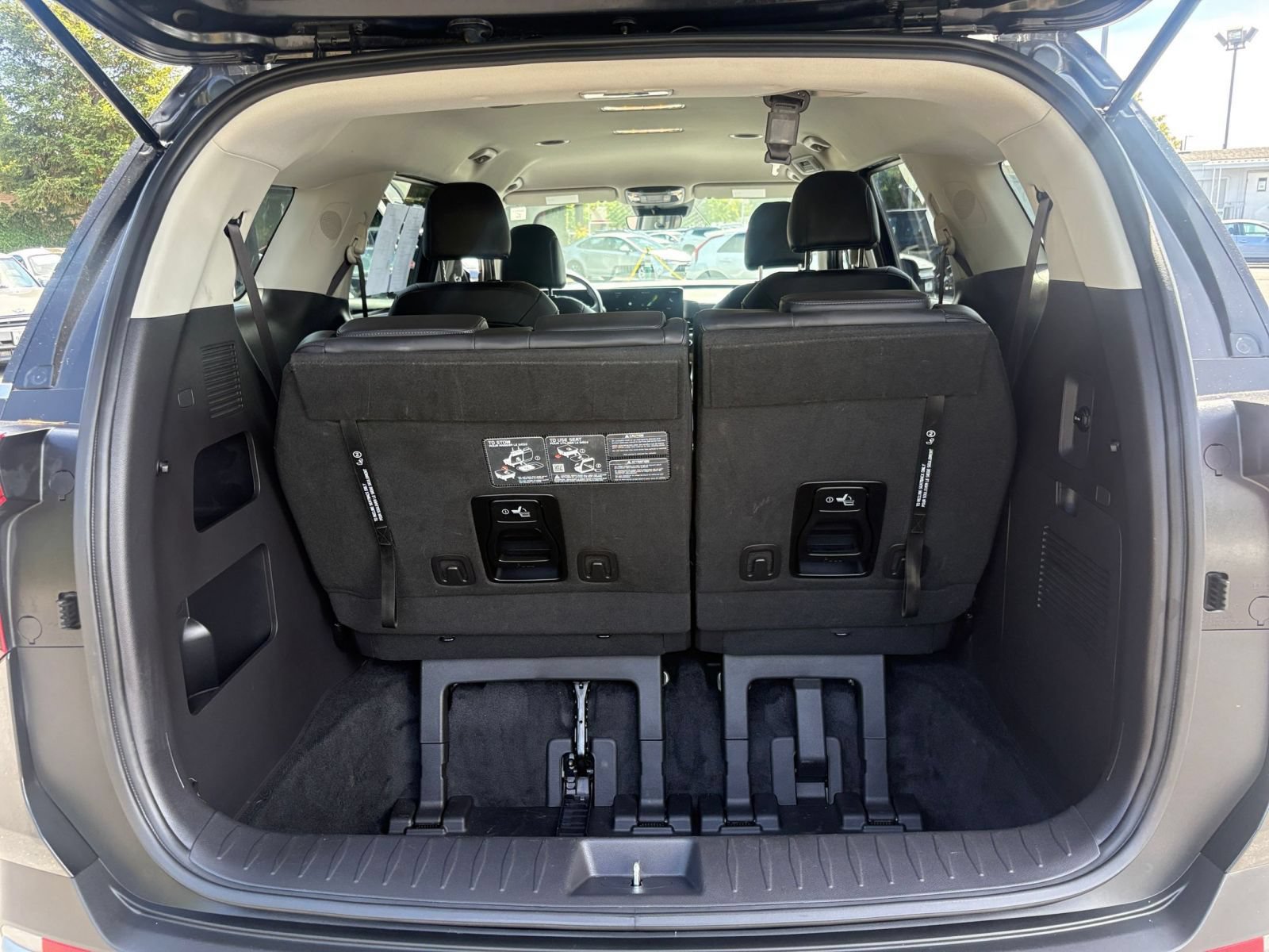Thumbnail: 2026 Kia Carnival - 34