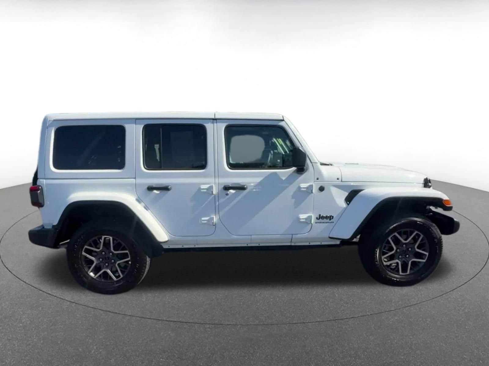 Thumbnail: 2025 Jeep Wrangler - 16