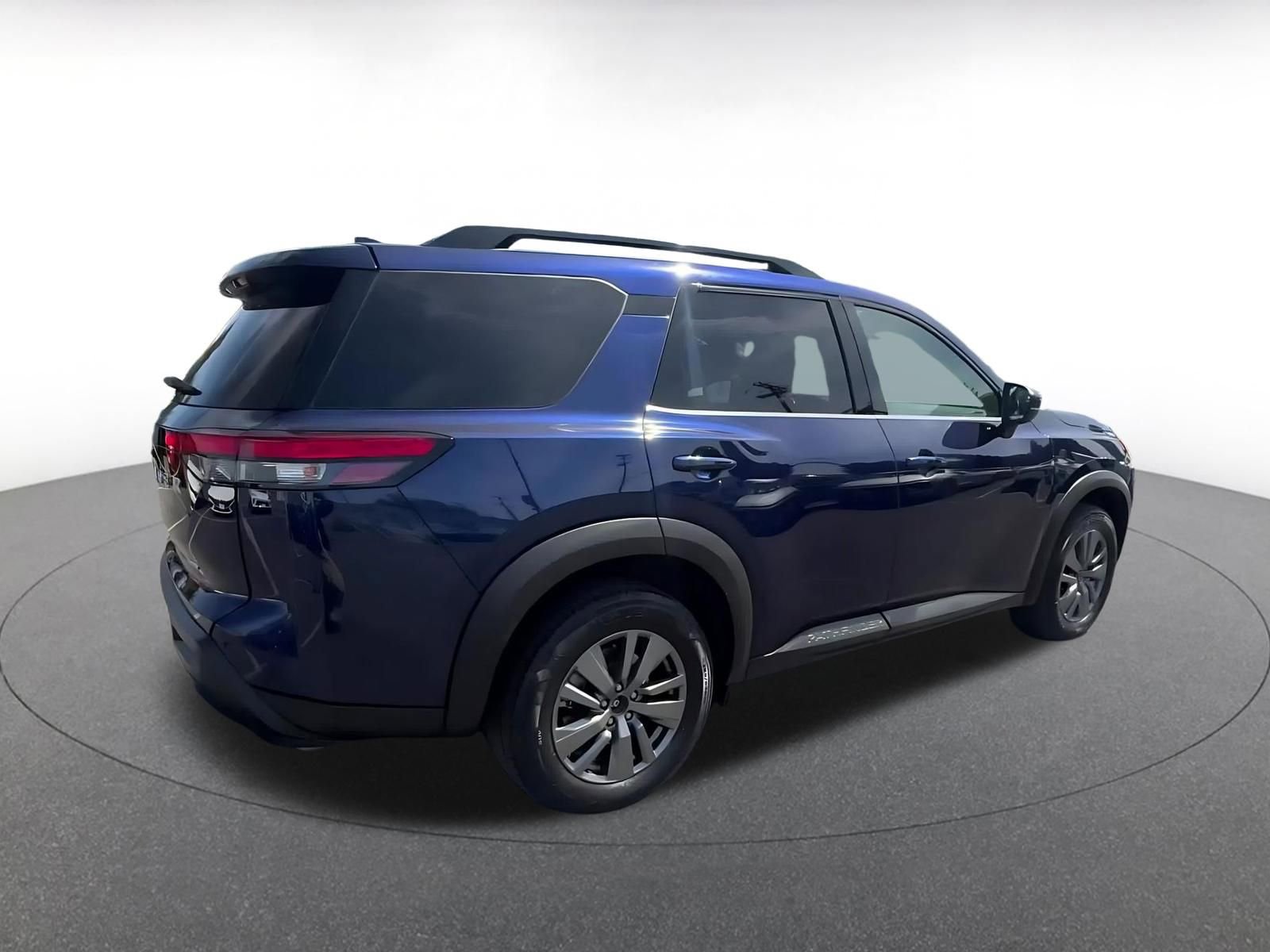 Thumbnail: 2025 Nissan Pathfinder - 15