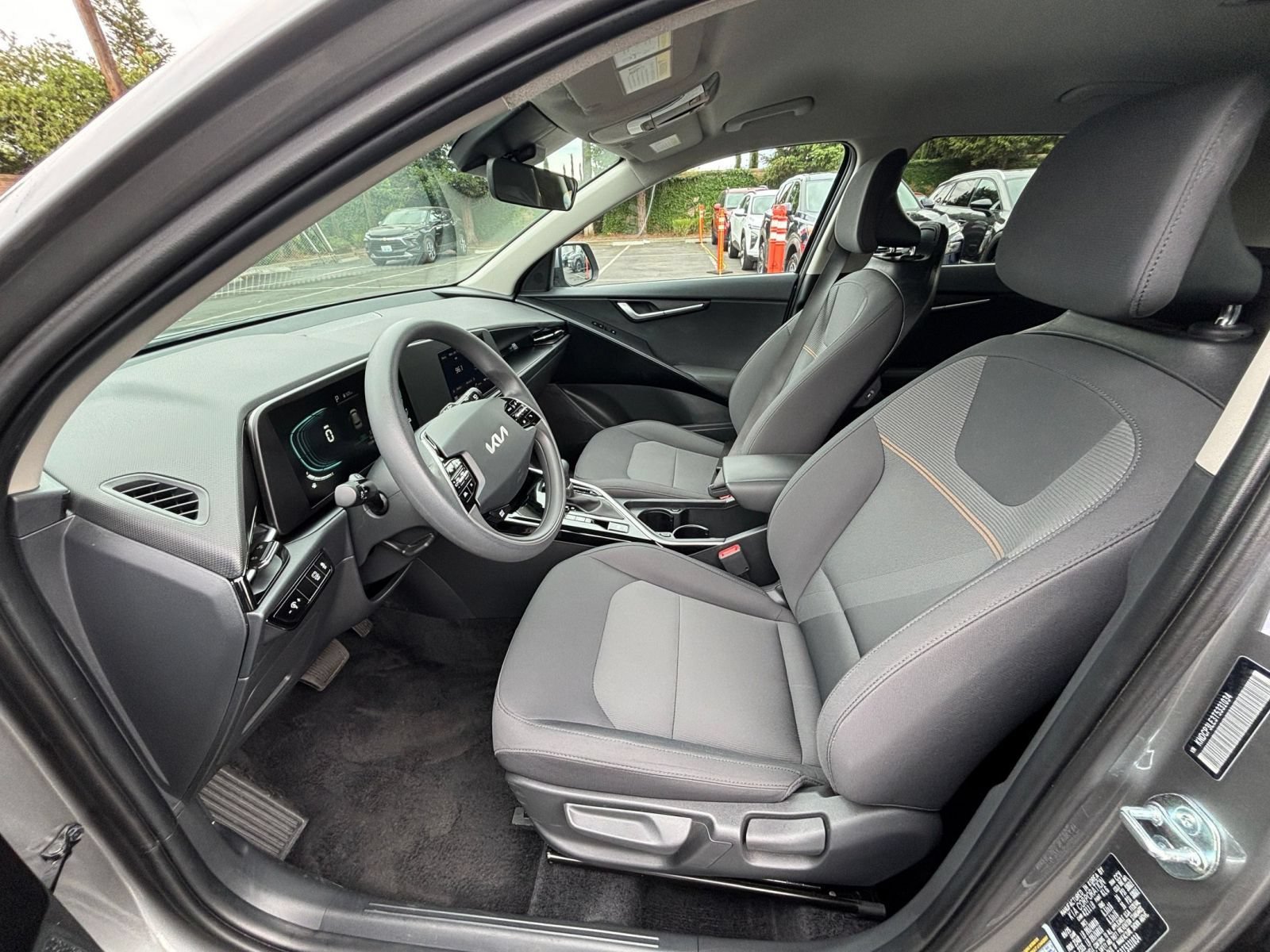Thumbnail: 2026 Kia Niro - 24