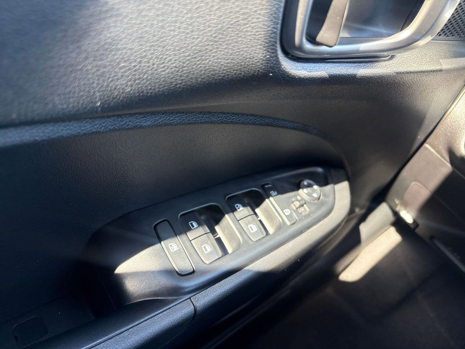 Thumbnail: 2025 Hyundai Venue - 18