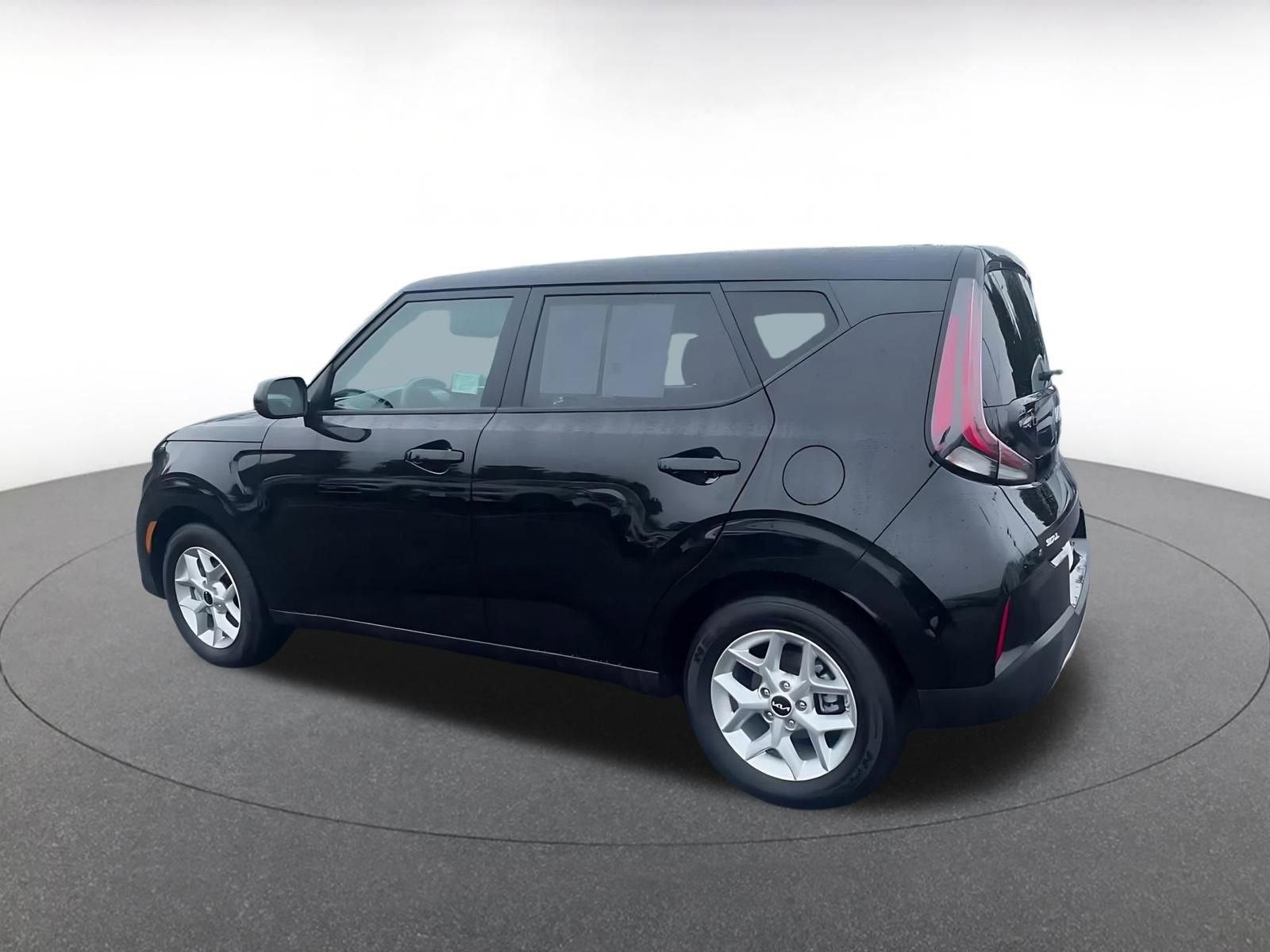 Thumbnail: 2025 Kia Soul - 10