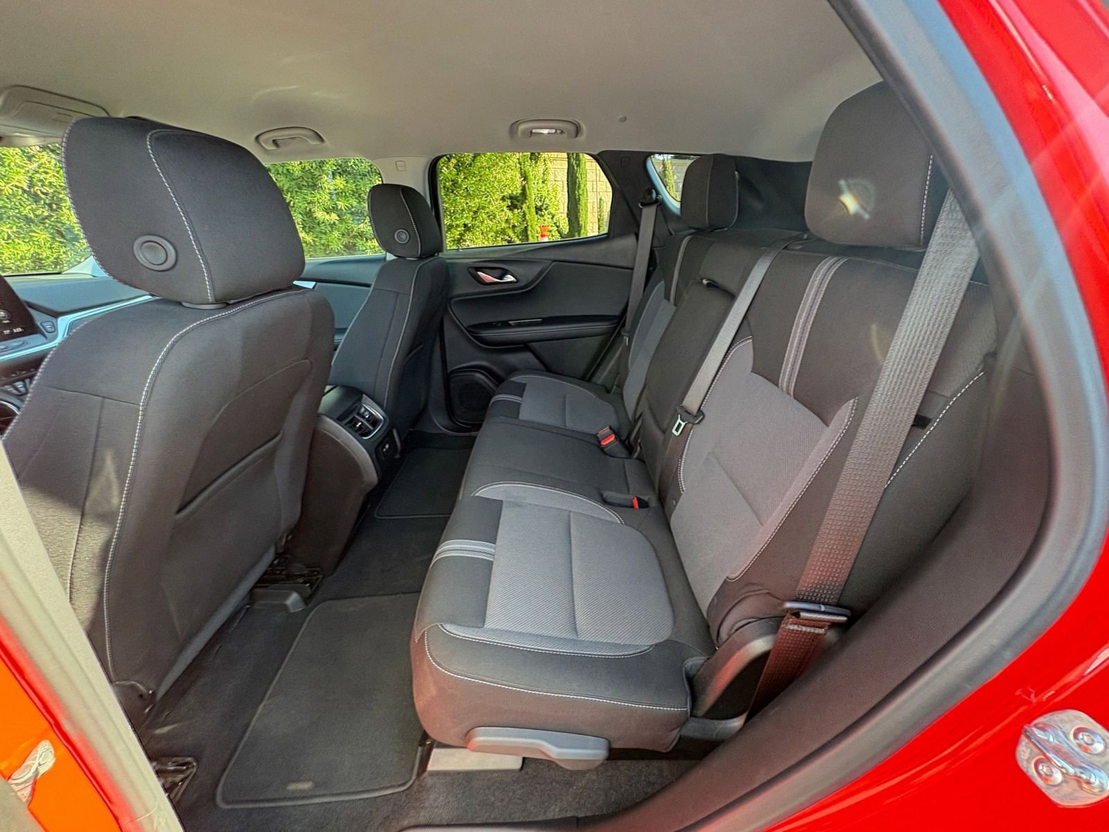 Thumbnail: 2025 Chevrolet Blazer - 27