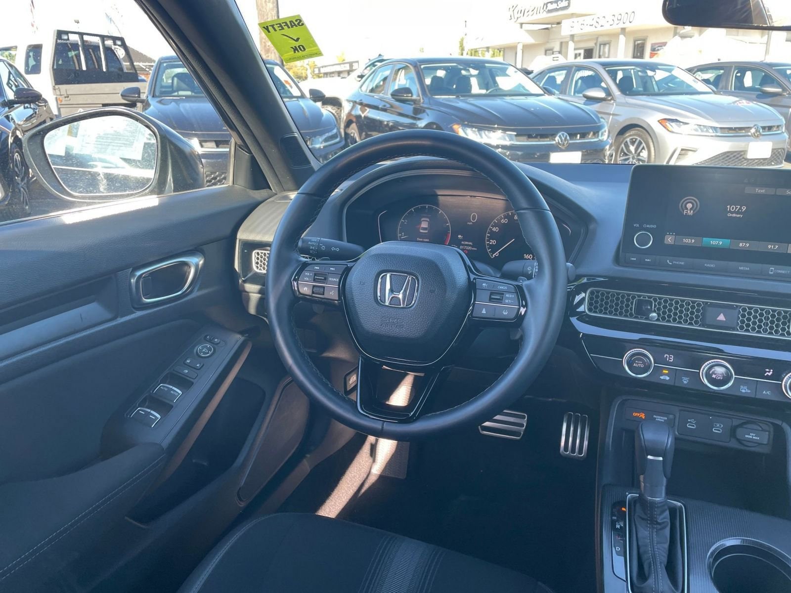 Thumbnail: 2025 Honda Civic - 32